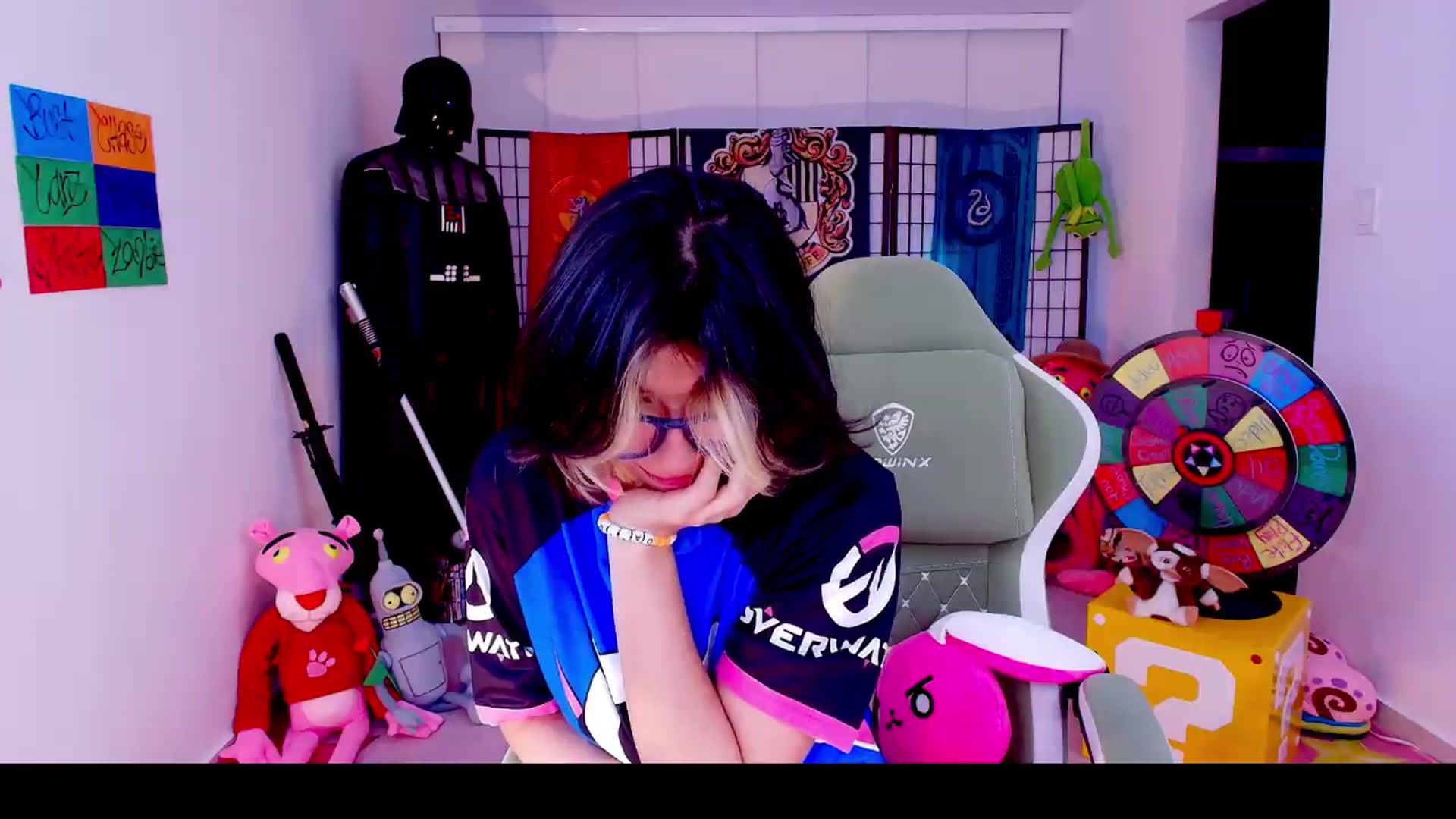 Gallery image thumbnail from Agostinha_Red's myfreecams stream on, 05/21/2026, 03:01 image 16 of 20