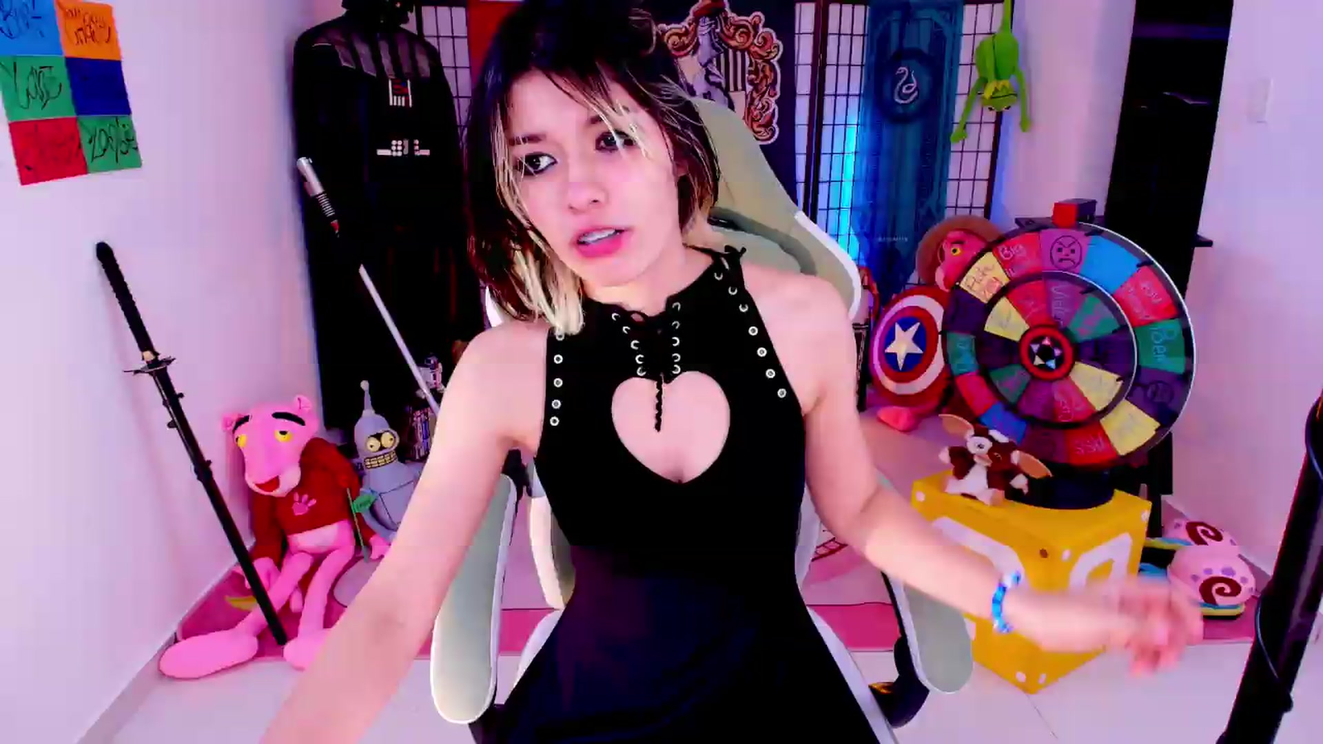 Gallery image thumbnail from Agostinha_Red's myfreecams stream on, 05/29/2026, 04:44 image 12 of 20