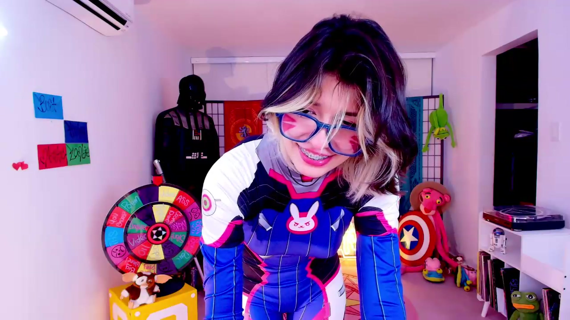 Gallery image thumbnail from Agostinha_Red's myfreecams stream on, 06/07/2026, 02:34 image 16 of 20