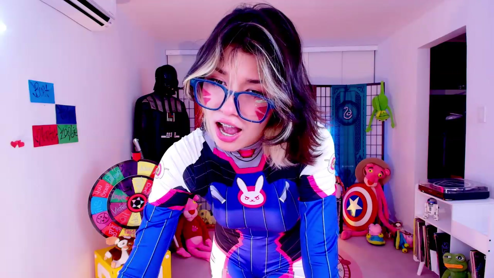 Gallery image thumbnail from Agostinha_Red's myfreecams stream on, 06/07/2026, 02:34 image 17 of 20