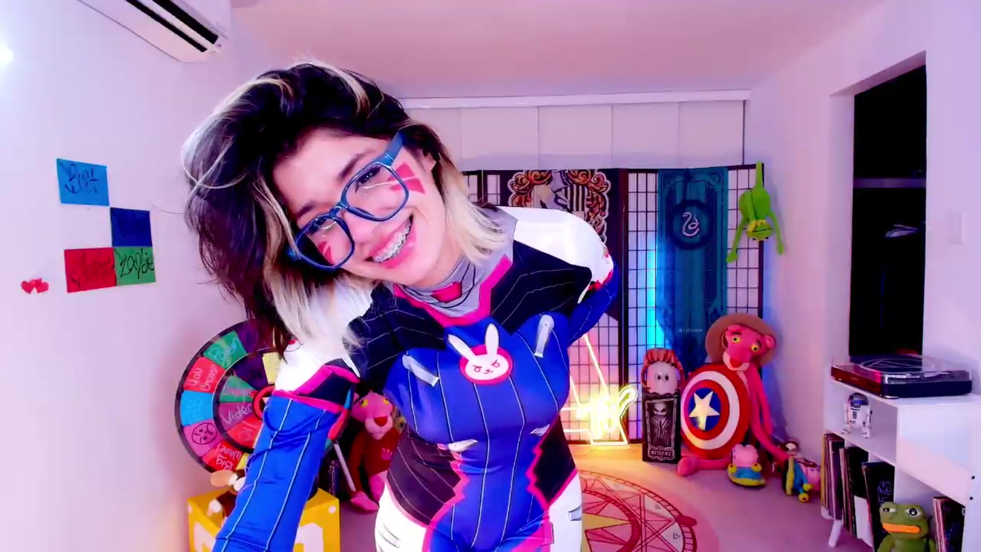 Gallery image thumbnail from Agostinha_Red's myfreecams stream on, 06/07/2026, 02:34 image 18 of 20