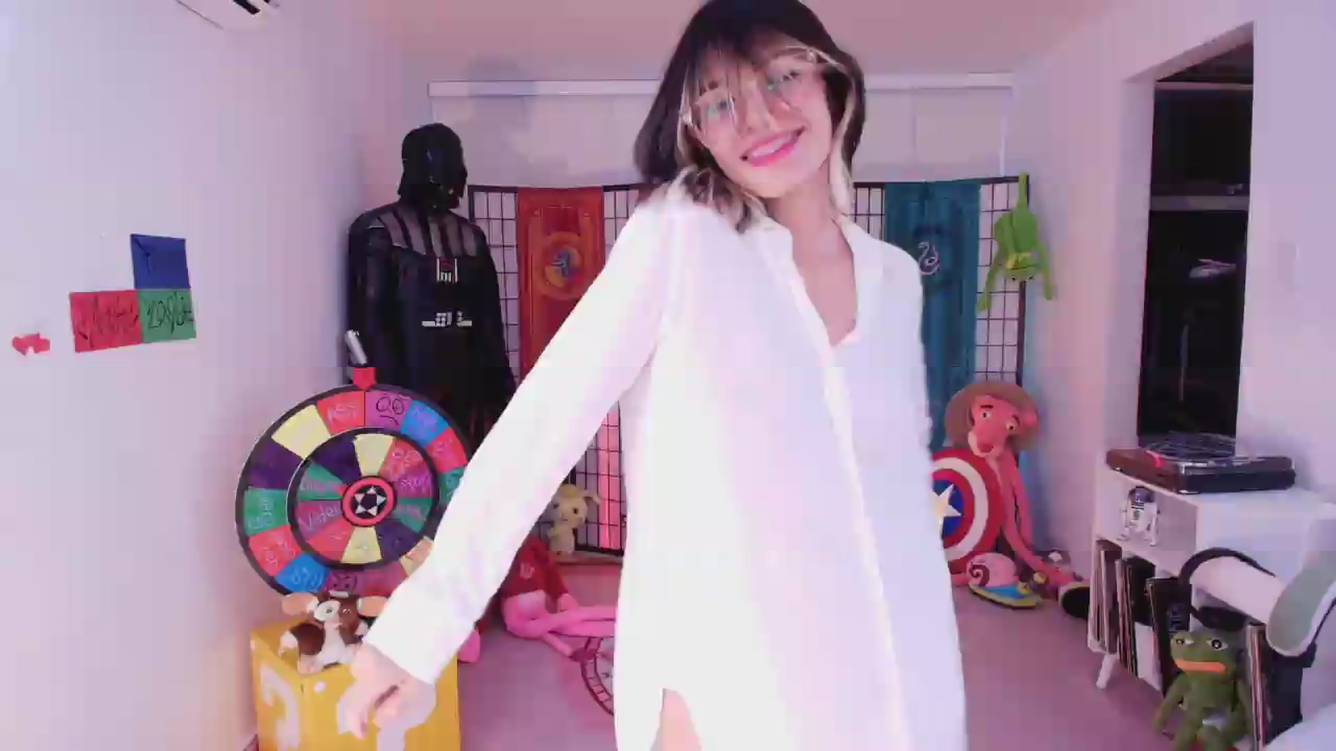 Gallery image thumbnail from Agostinha_Red's myfreecams stream on, 06/09/2026, 11:01 image 20 of 20