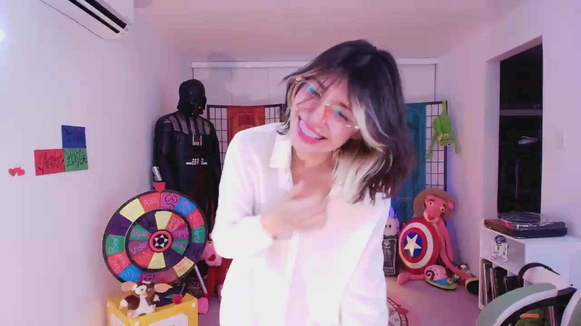 Gallery image thumbnail from Agostinha_Red's myfreecams stream on, 06/09/2026, 11:01 image 14 of 20