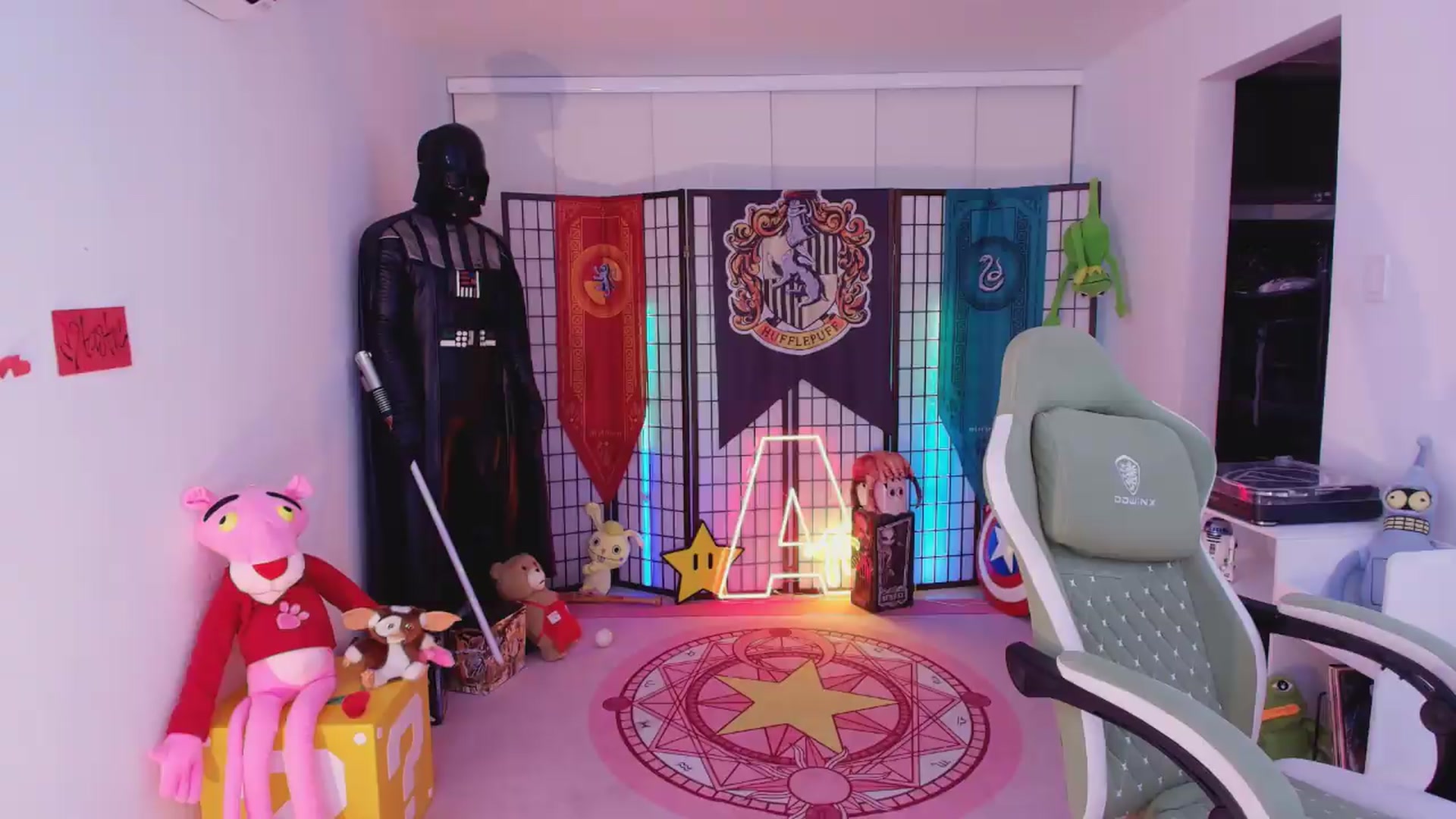 Gallery image thumbnail from Agostinha_Red's myfreecams stream on, 06/21/2026, 06:58 image 14 of 20