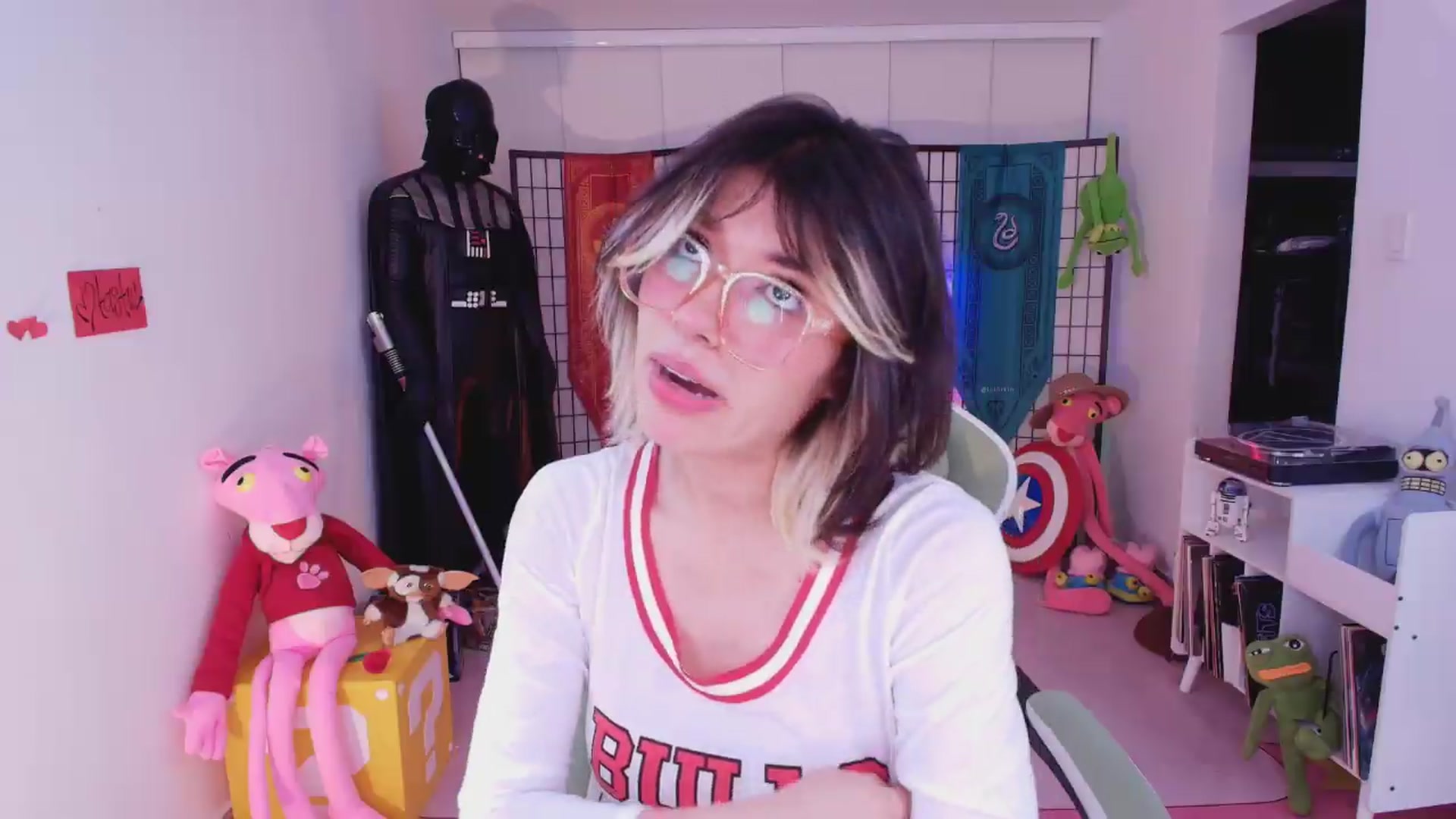 Gallery image thumbnail from Agostinha_Red's myfreecams stream on, 06/21/2026, 06:58 image 3 of 20