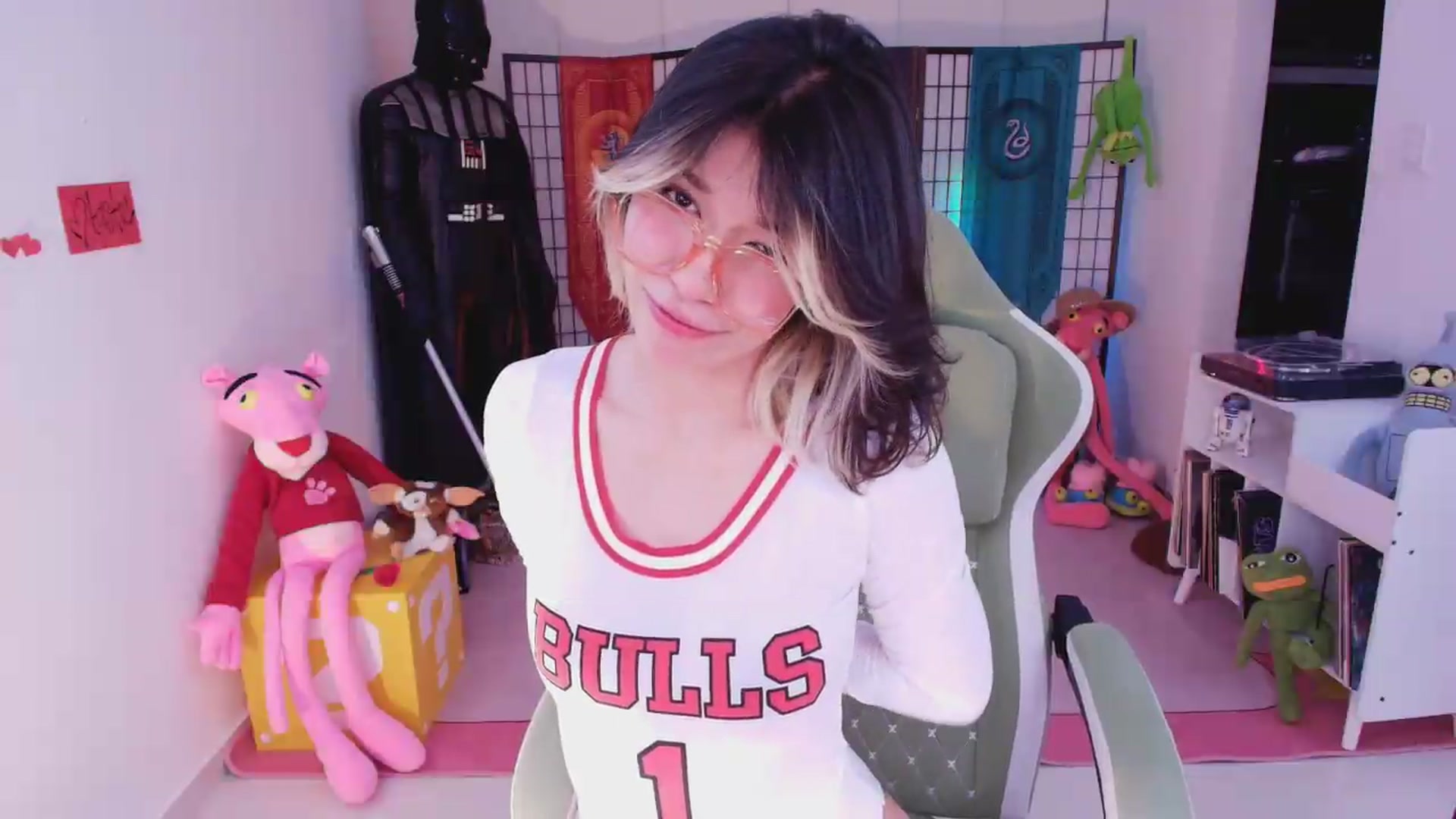 Gallery image thumbnail from Agostinha_Red's myfreecams stream on, 06/21/2026, 06:58 image 4 of 20