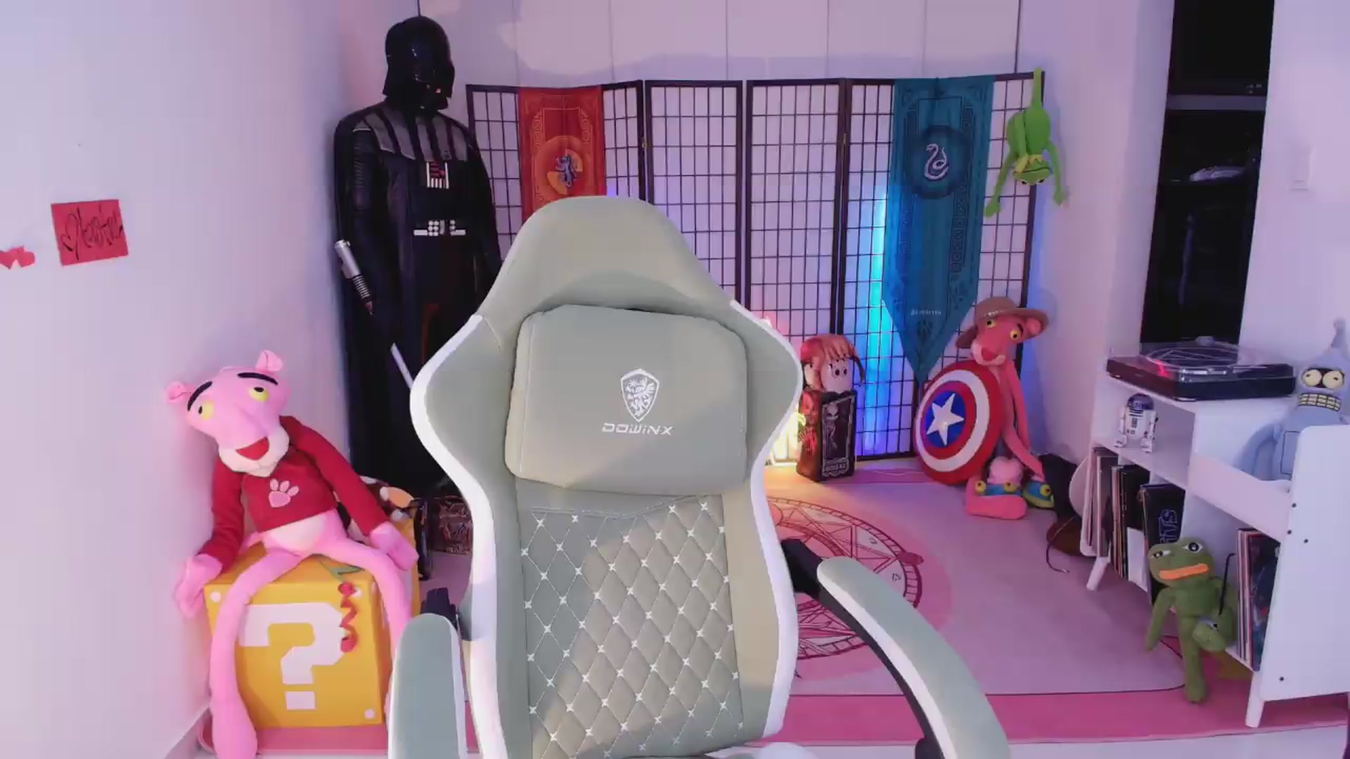 Gallery image thumbnail from Agostinha_Red's myfreecams stream on, 06/22/2026, 10:03 image 11 of 20