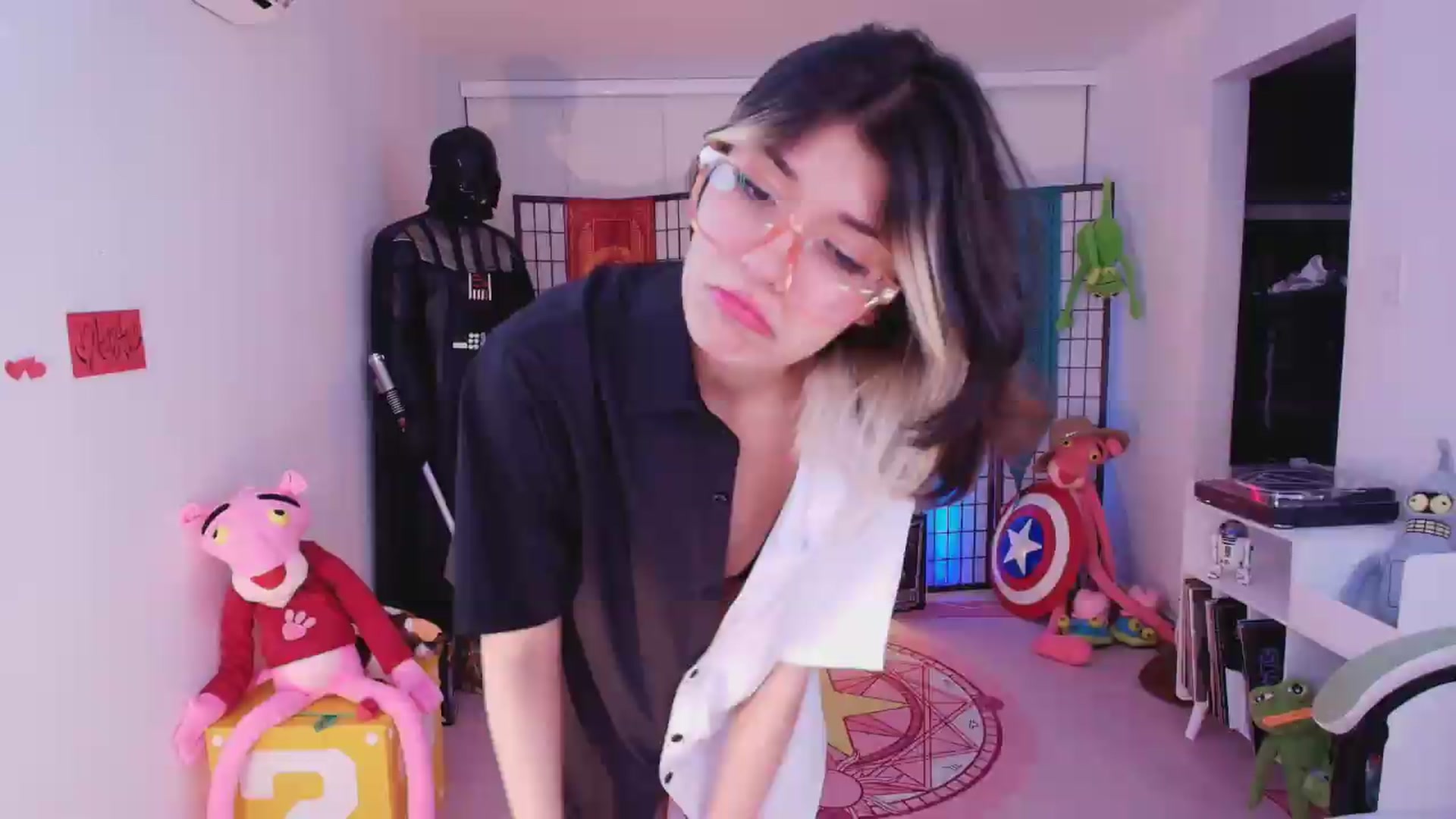 Gallery image thumbnail from Agostinha_Red's myfreecams stream on, 06/24/2026, 05:18 image 2 of 20