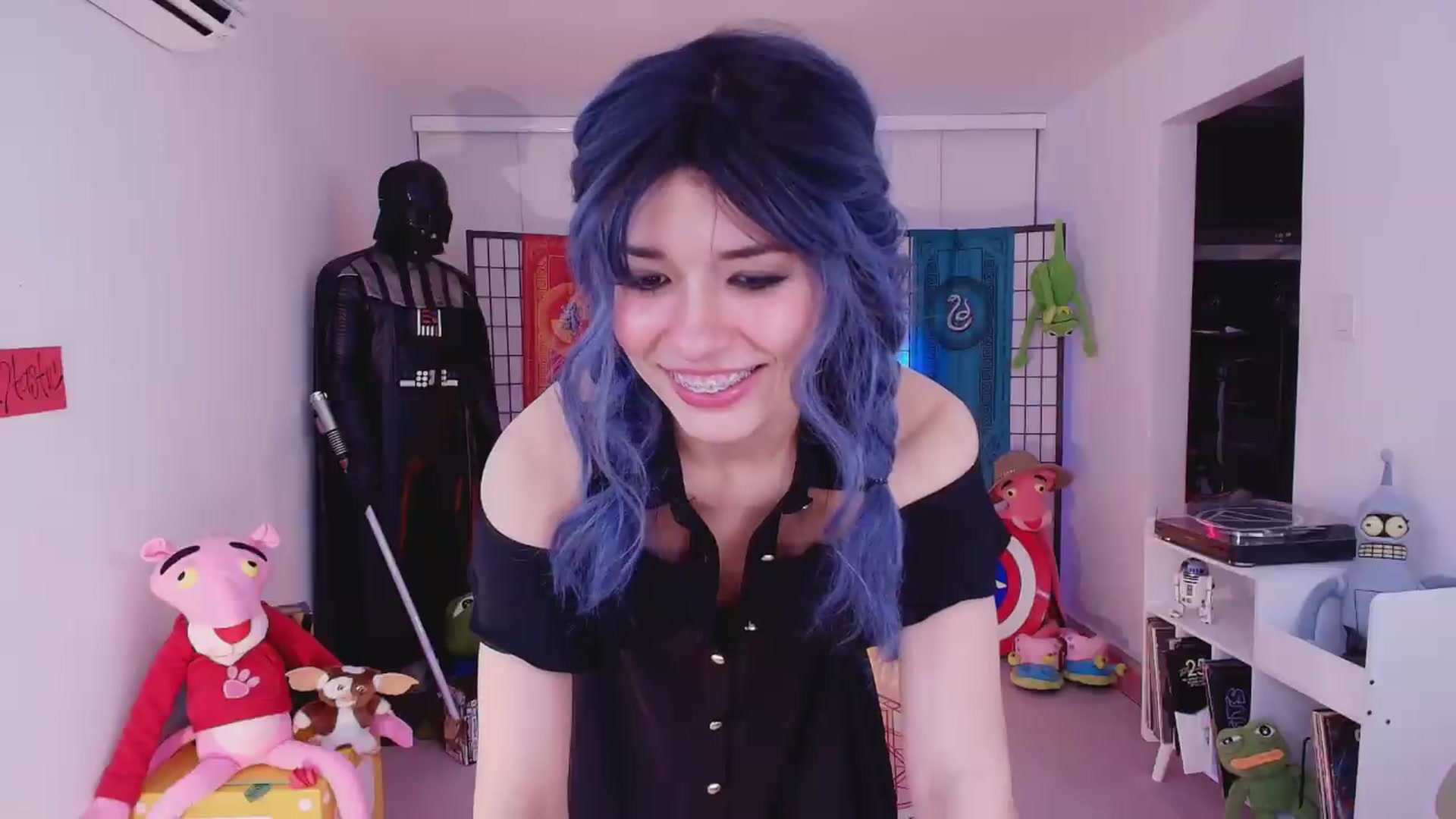 Gallery image thumbnail from Agostinha_Red's myfreecams stream on, 06/25/2026, 05:44 image 8 of 20