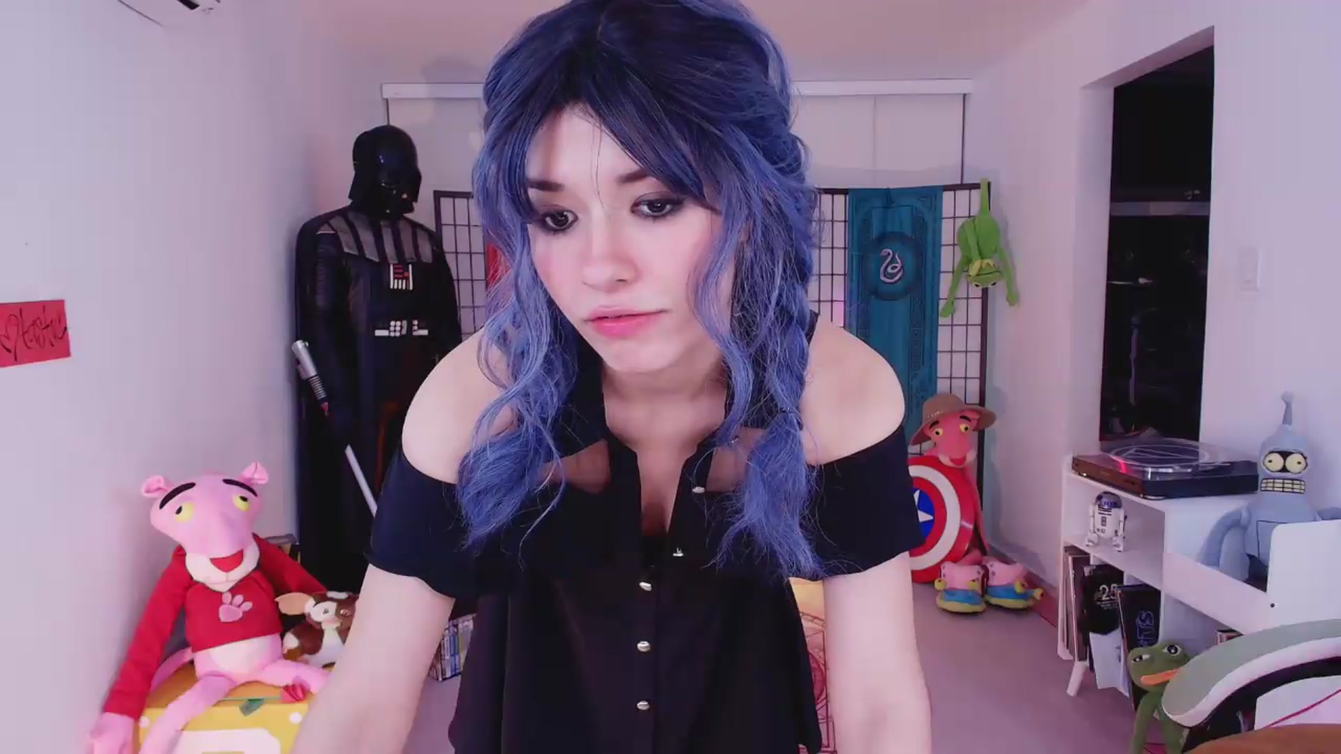 Gallery image thumbnail from Agostinha_Red's myfreecams stream on, 06/25/2026, 05:44 image 15 of 20