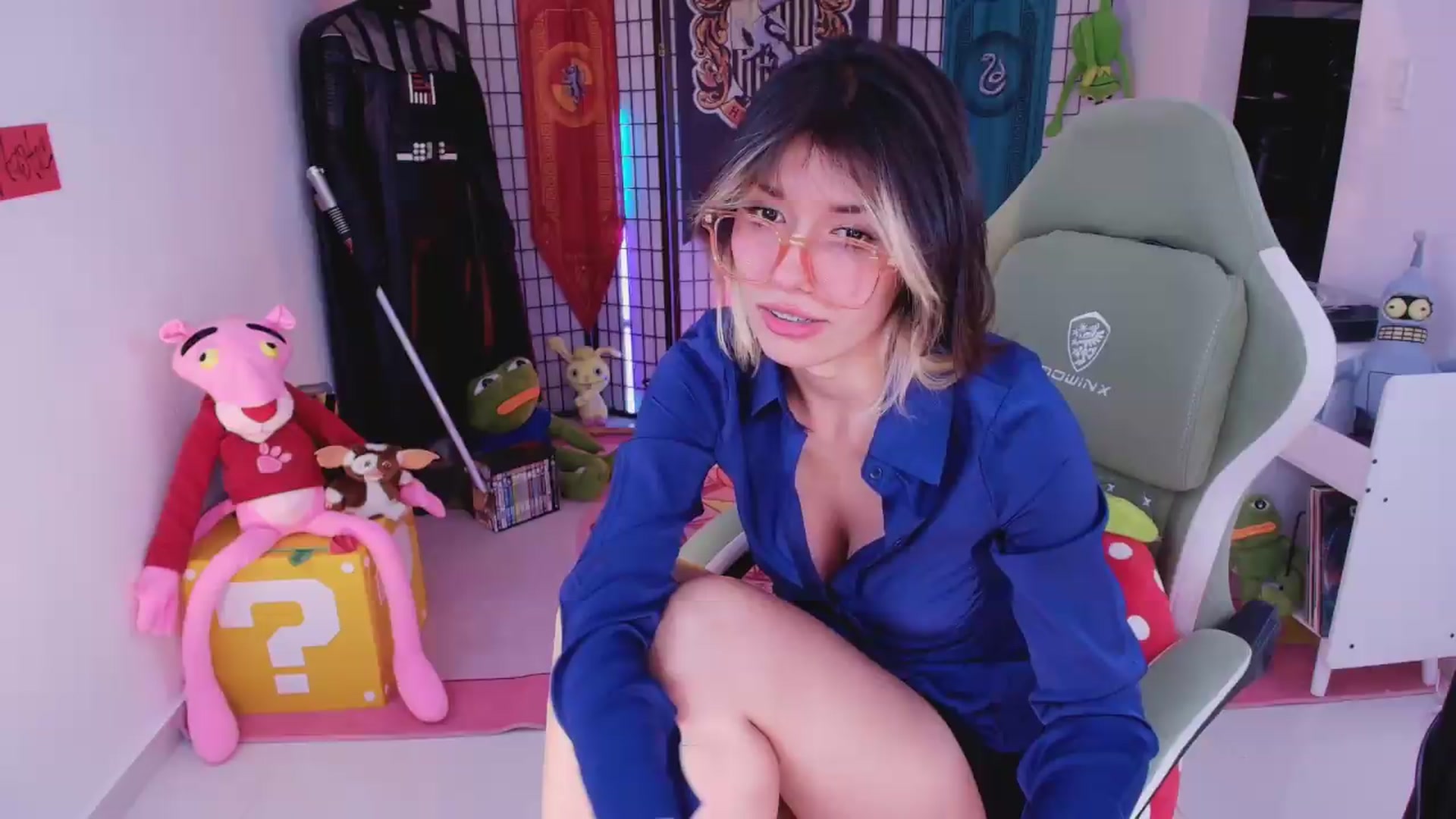 Gallery image thumbnail from Agostinha_Red's myfreecams stream on, 06/26/2026, 07:36 image 17 of 20