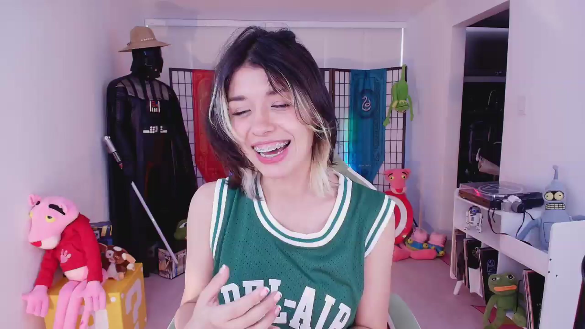 Gallery image thumbnail from Agostinha_Red's myfreecams stream on, 07/01/2026, 12:32 image 16 of 20
