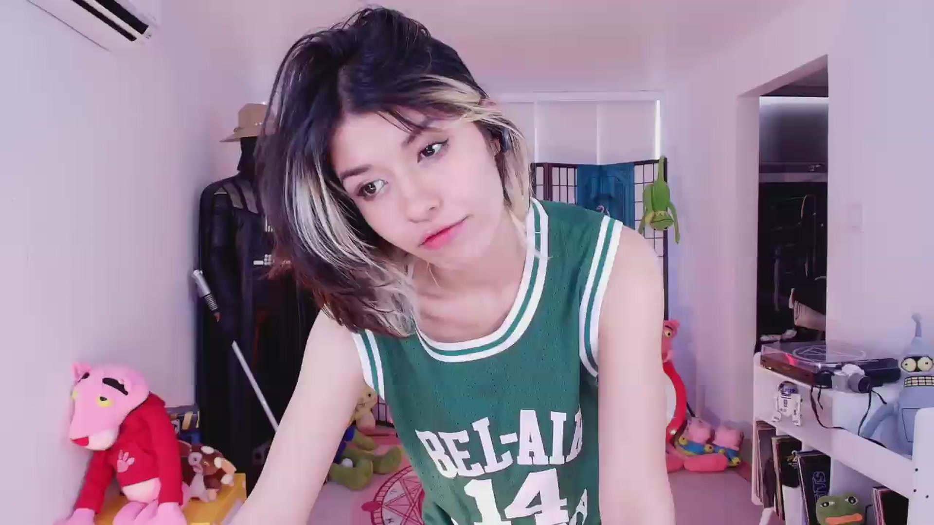 Gallery image thumbnail from Agostinha_Red's myfreecams stream on, 07/01/2026, 14:04 image 12 of 20
