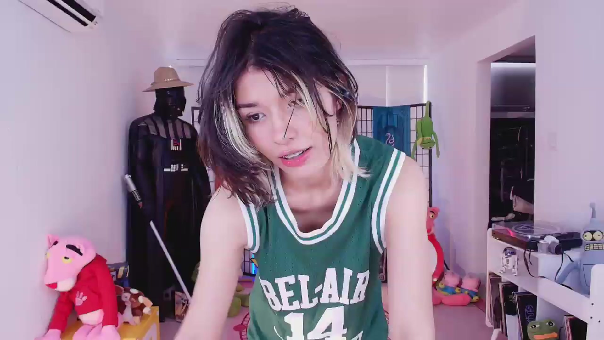 Gallery image thumbnail from Agostinha_Red's myfreecams stream on, 07/01/2026, 14:04 image 15 of 20