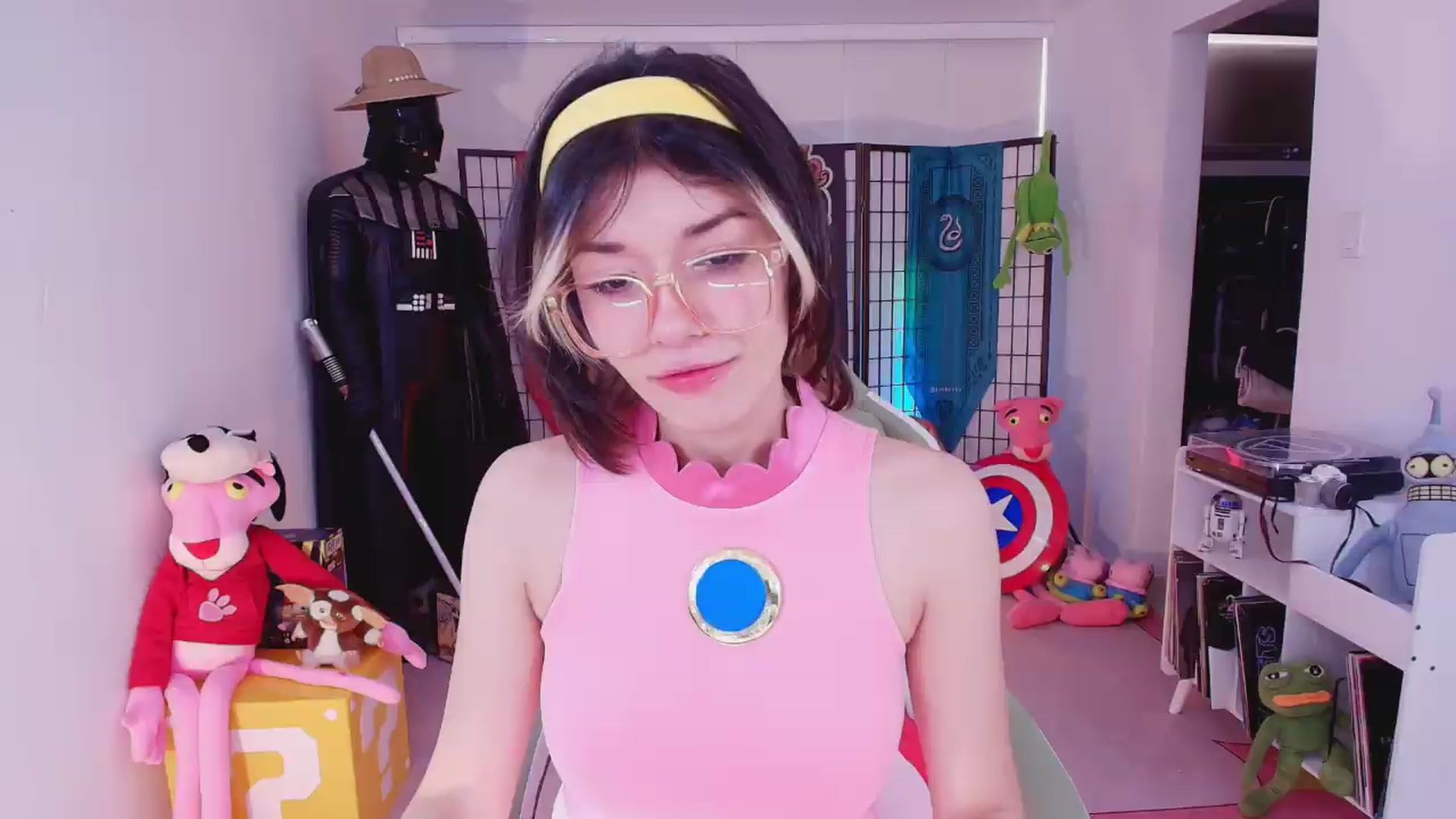 Gallery image thumbnail from Agostinha_Red's myfreecams stream on, 07/02/2026, 11:45 image 4 of 20