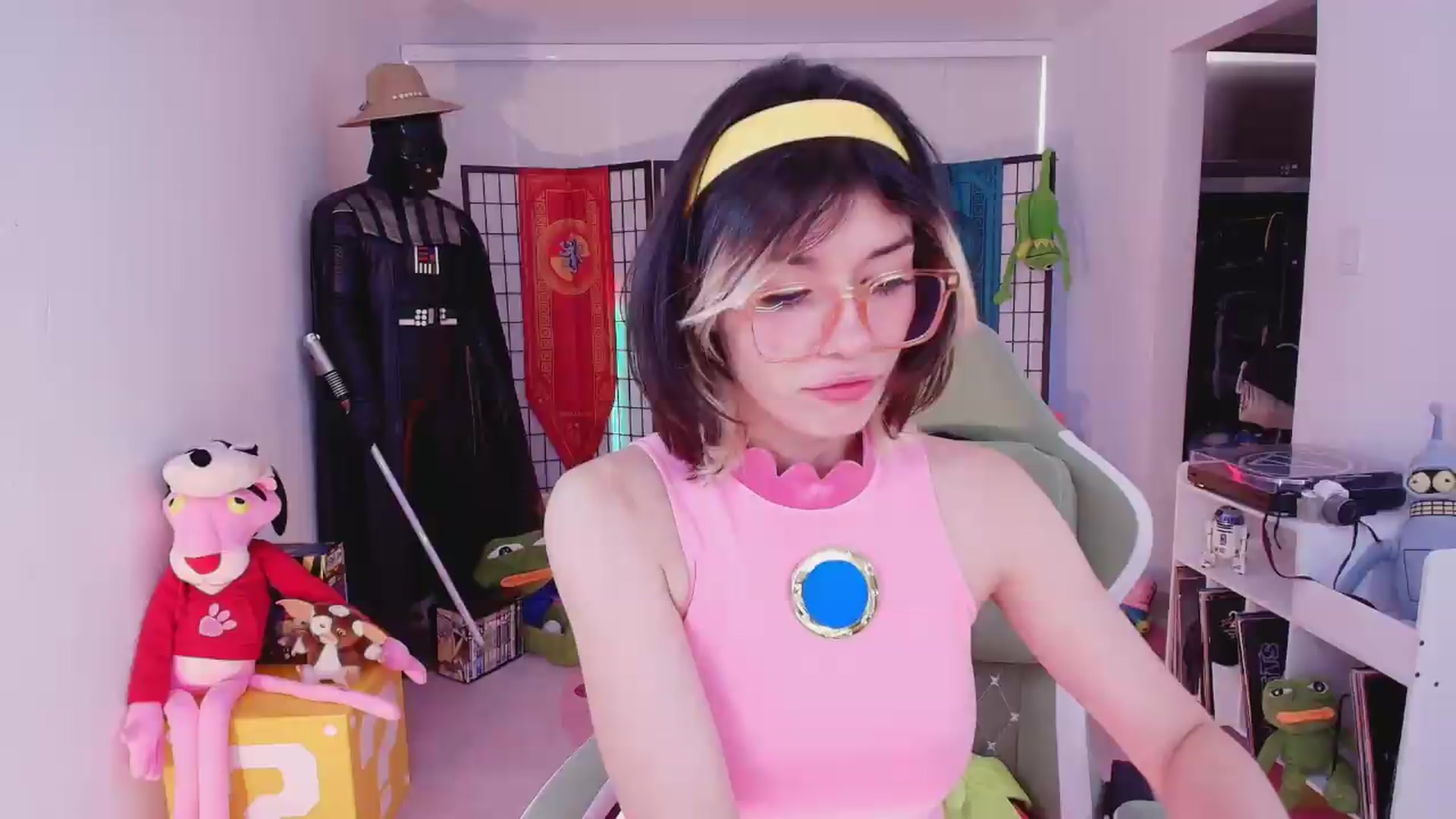 Gallery image thumbnail from Agostinha_Red's myfreecams stream on, 07/02/2026, 11:45 image 14 of 20