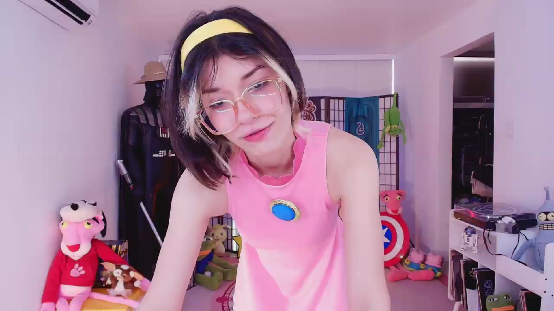 Gallery image thumbnail from Agostinha_Red's myfreecams stream on, 07/02/2026, 11:45 image 7 of 20