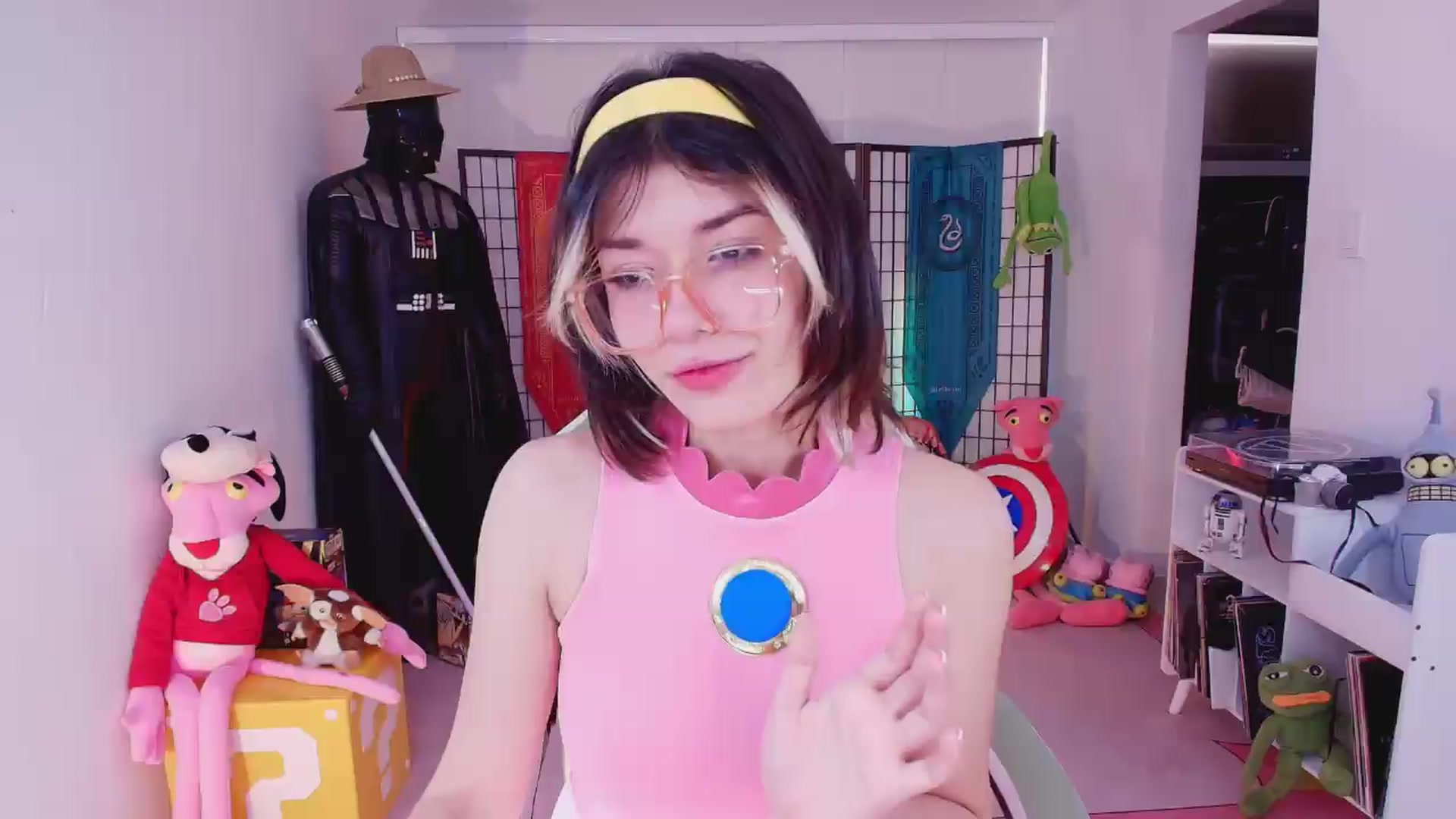 Gallery image thumbnail from Agostinha_Red's myfreecams stream on, 07/02/2026, 11:45 image 5 of 20