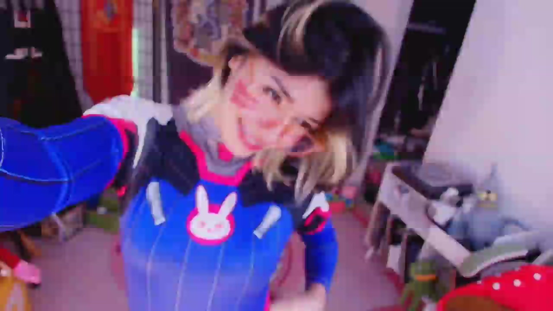 Gallery image thumbnail from Agostinha_Red's myfreecams stream on, 07/04/2026, 11:31 image 12 of 20
