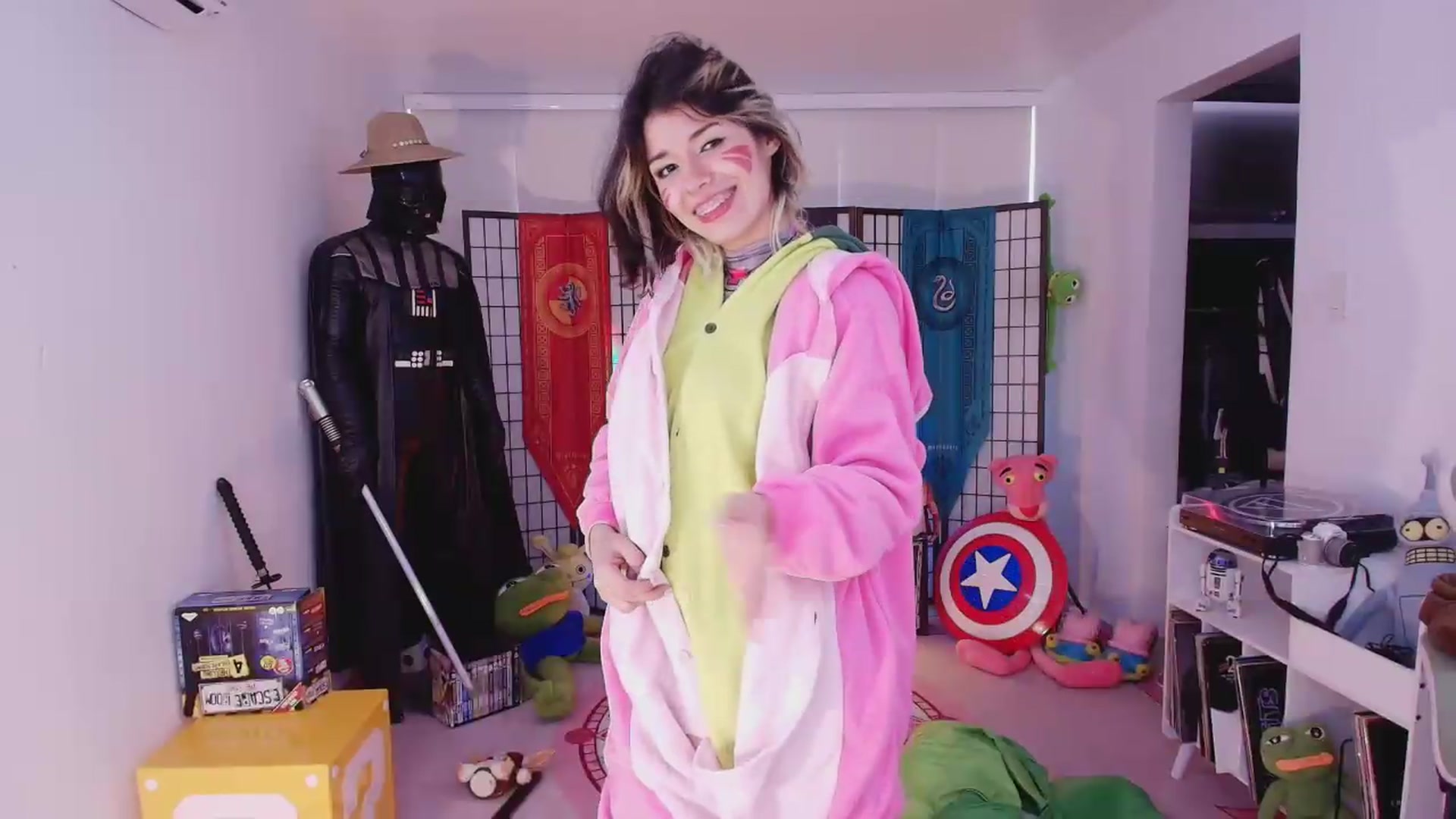 Gallery image thumbnail from Agostinha_Red's myfreecams stream on, 07/04/2026, 14:25 image 16 of 20
