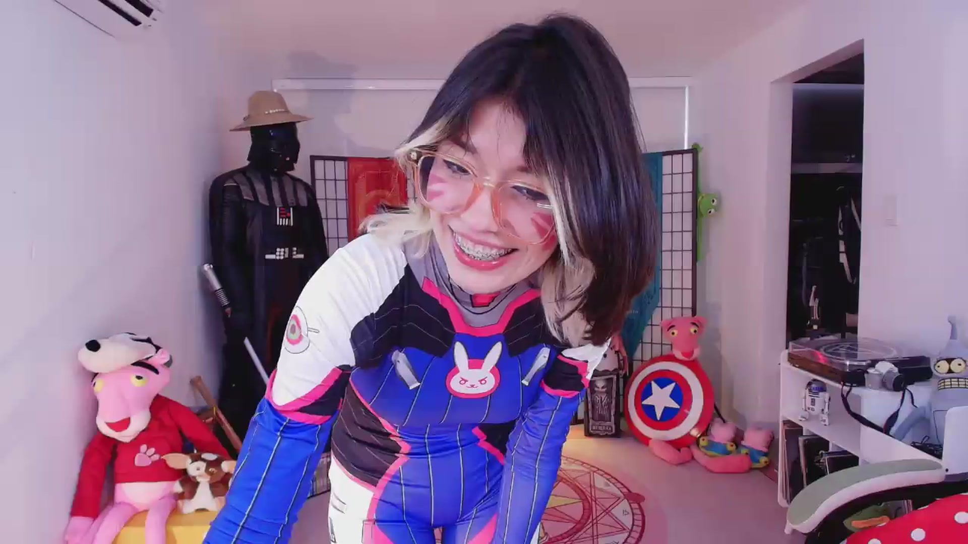 Gallery image thumbnail from Agostinha_Red's myfreecams stream on, 07/04/2026, 14:25 image 8 of 20