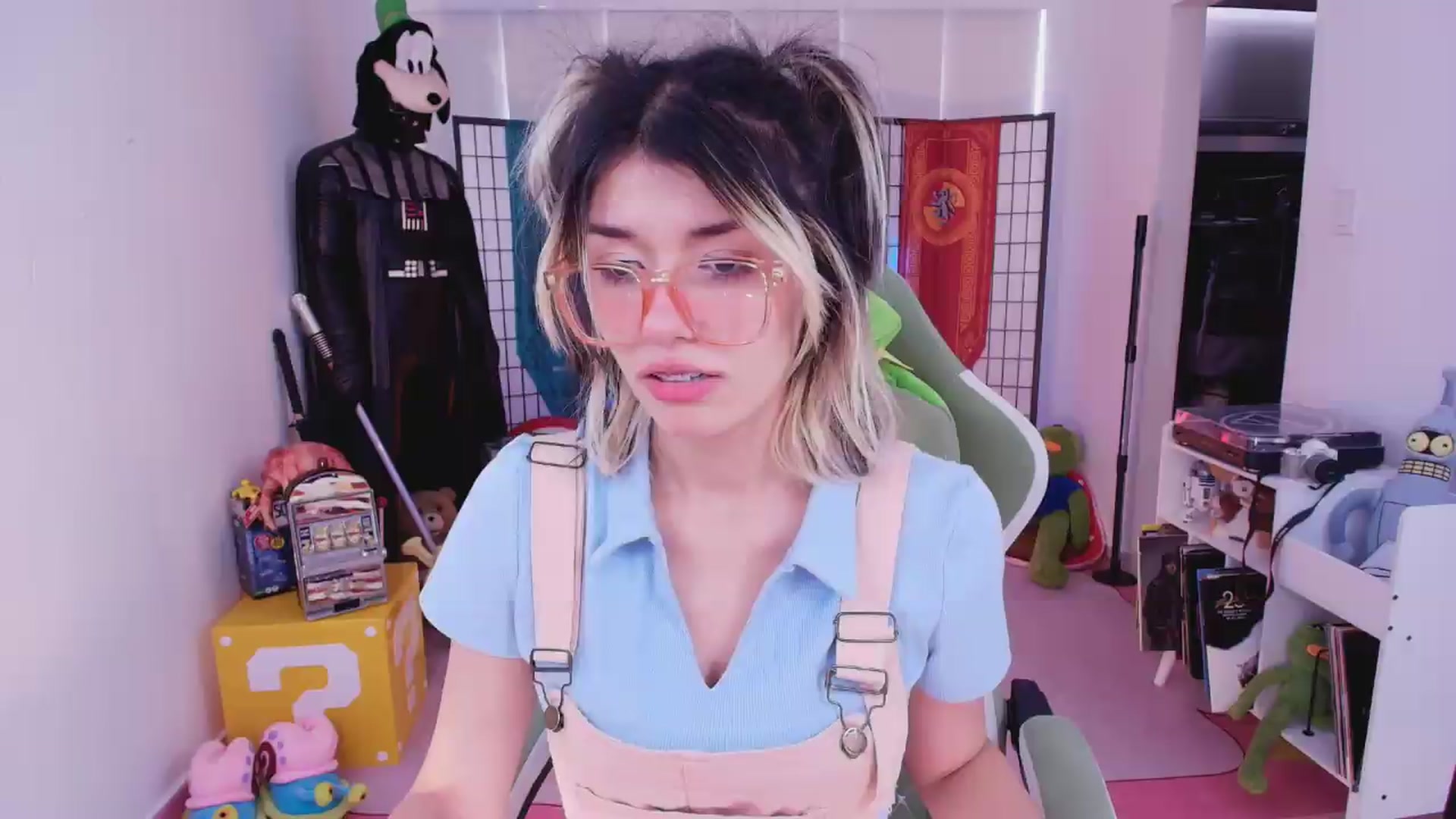 Gallery image thumbnail from Agostinha_Red's myfreecams stream on, 07/11/2026, 16:25 image 11 of 20
