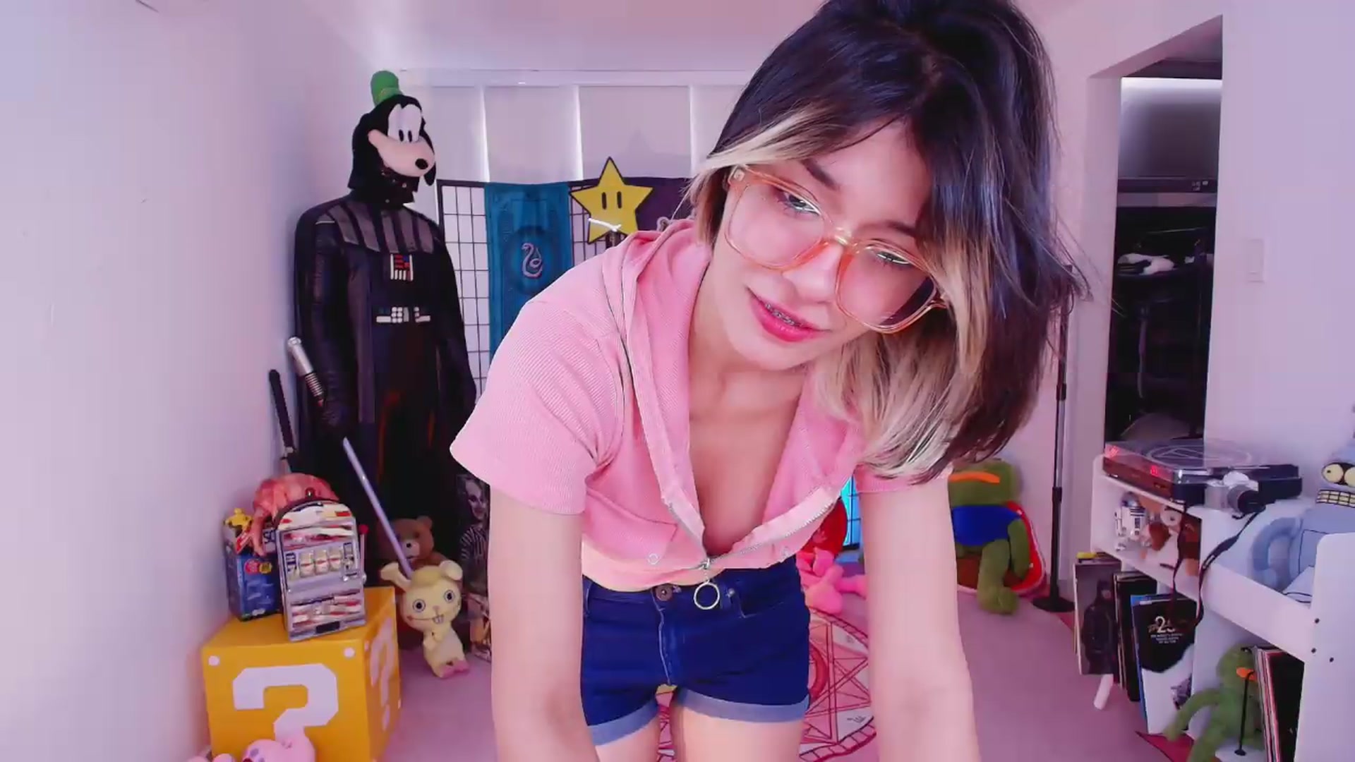 Gallery image thumbnail from Agostinha_Red's myfreecams stream on, 07/12/2026, 14:37 image 8 of 20