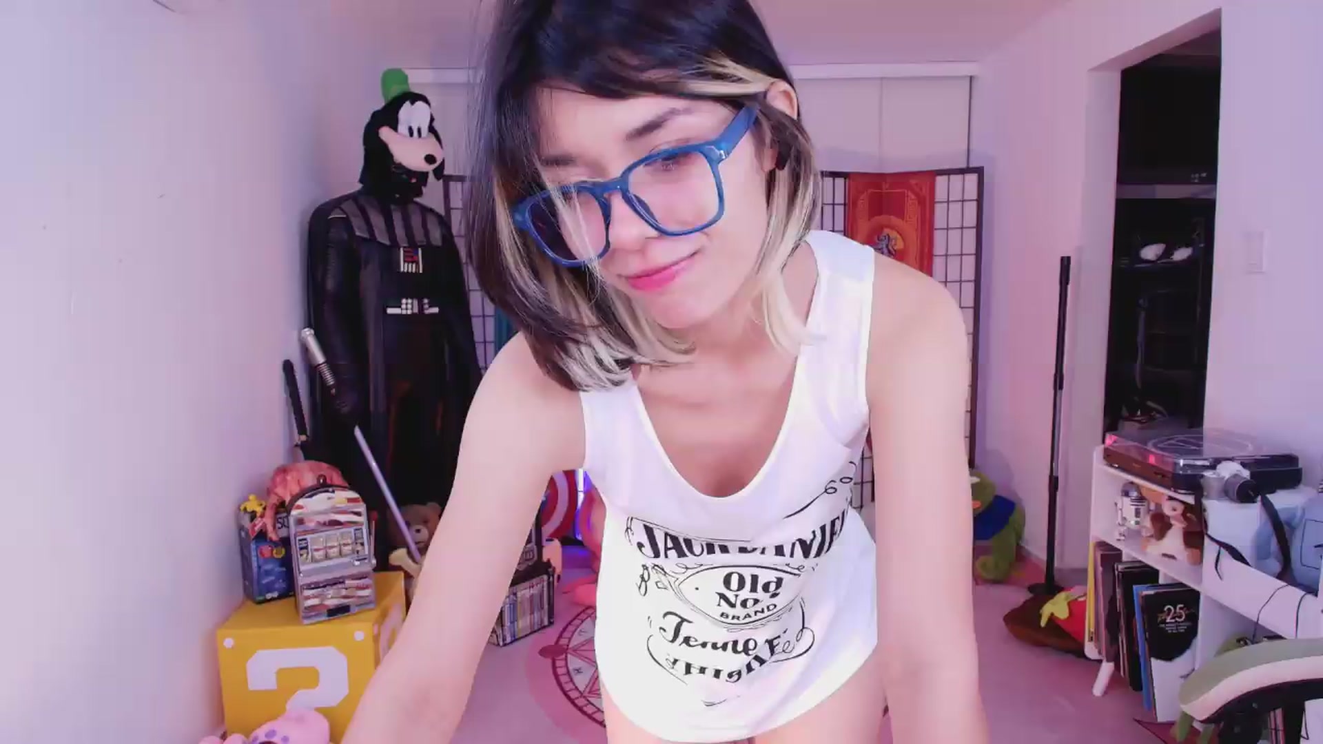 Gallery image thumbnail from Agostinha_Red's myfreecams stream on, 07/20/2026, 01:05 image 18 of 20