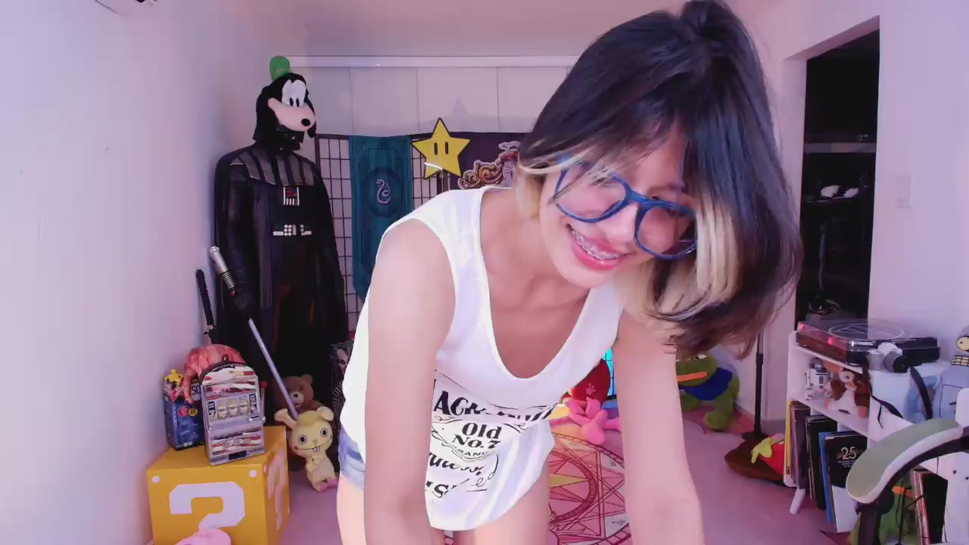 Gallery image thumbnail from Agostinha_Red's myfreecams stream on, 07/20/2026, 01:05 image 7 of 20