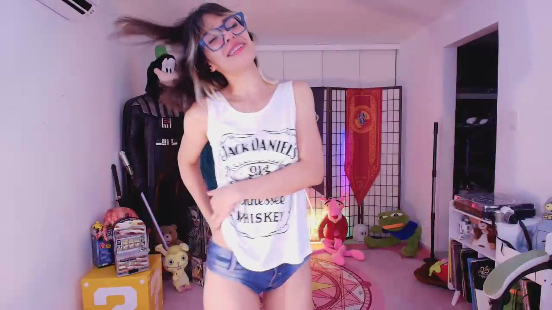 Gallery image thumbnail from Agostinha_Red's myfreecams stream on, 07/20/2026, 01:05 image 8 of 20