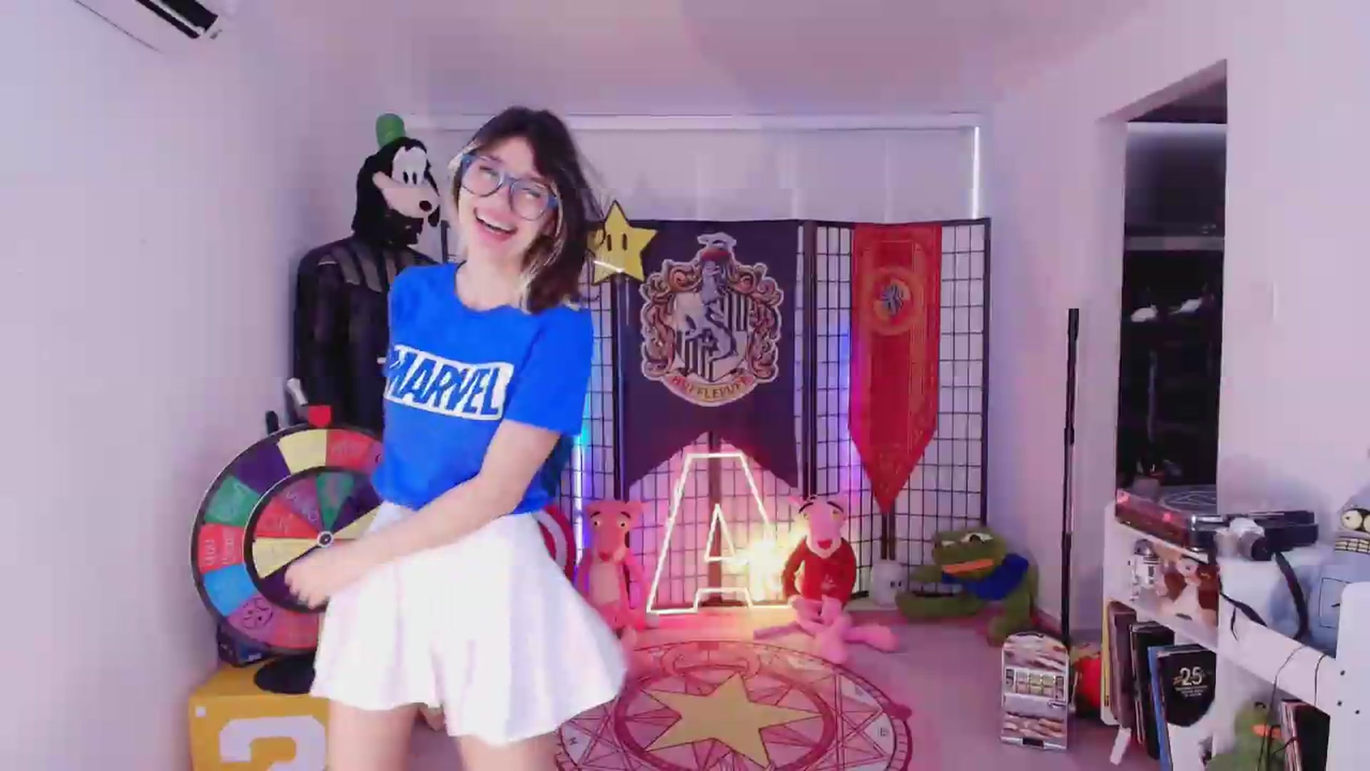 Gallery image thumbnail from Agostinha_Red's myfreecams stream on, 07/20/2026, 15:49 image 8 of 20