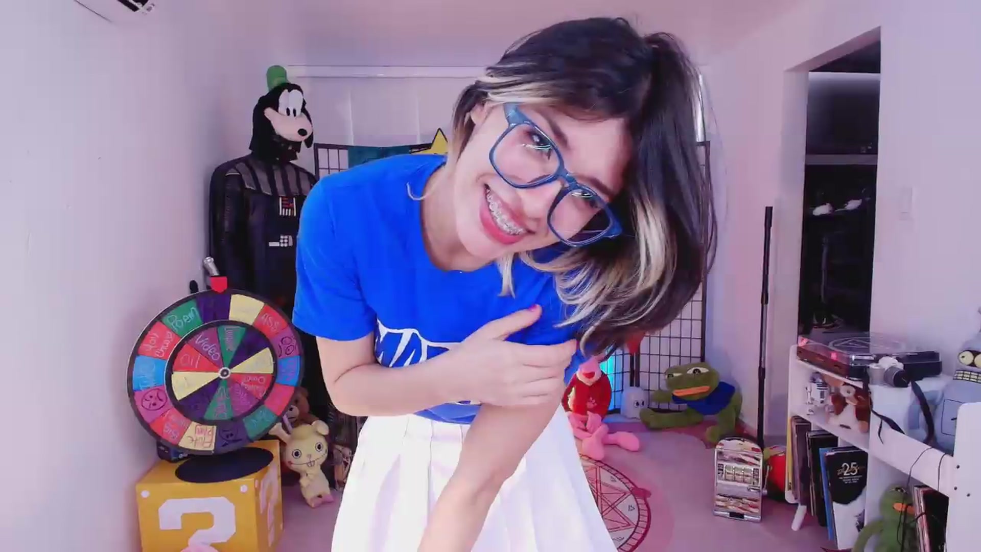 Gallery image thumbnail from Agostinha_Red's myfreecams stream on, 07/20/2026, 15:49 image 2 of 20