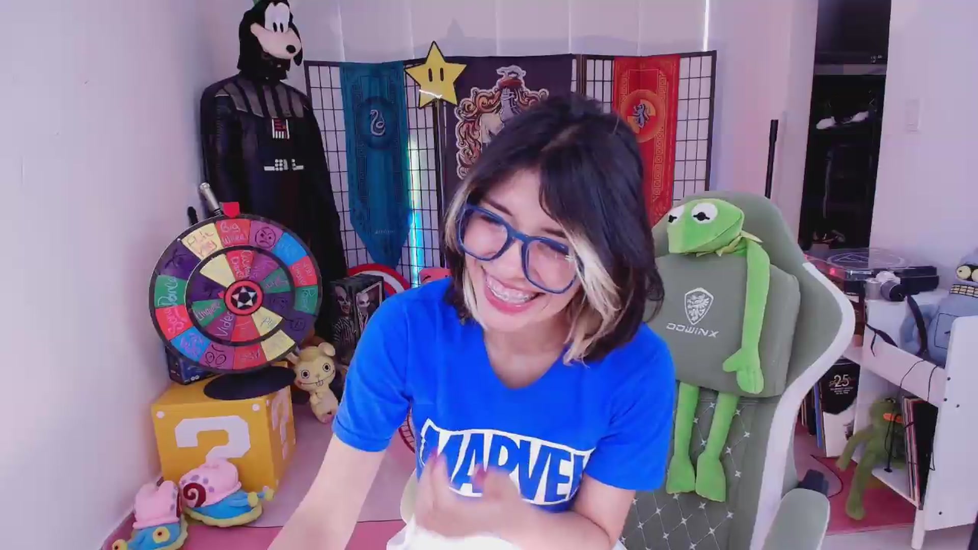 Gallery image thumbnail from Agostinha_Red's myfreecams stream on, 07/20/2026, 15:49 image 15 of 20