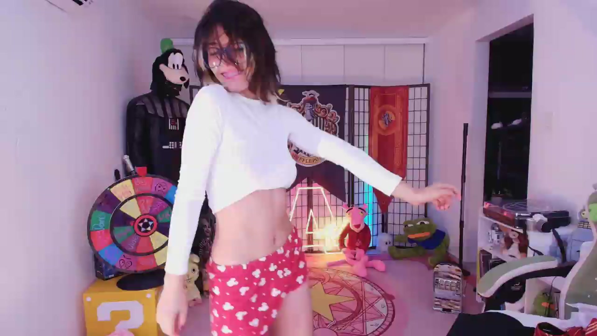 Gallery image thumbnail from Agostinha_Red's myfreecams stream on, 07/21/2026, 01:55 image 12 of 20