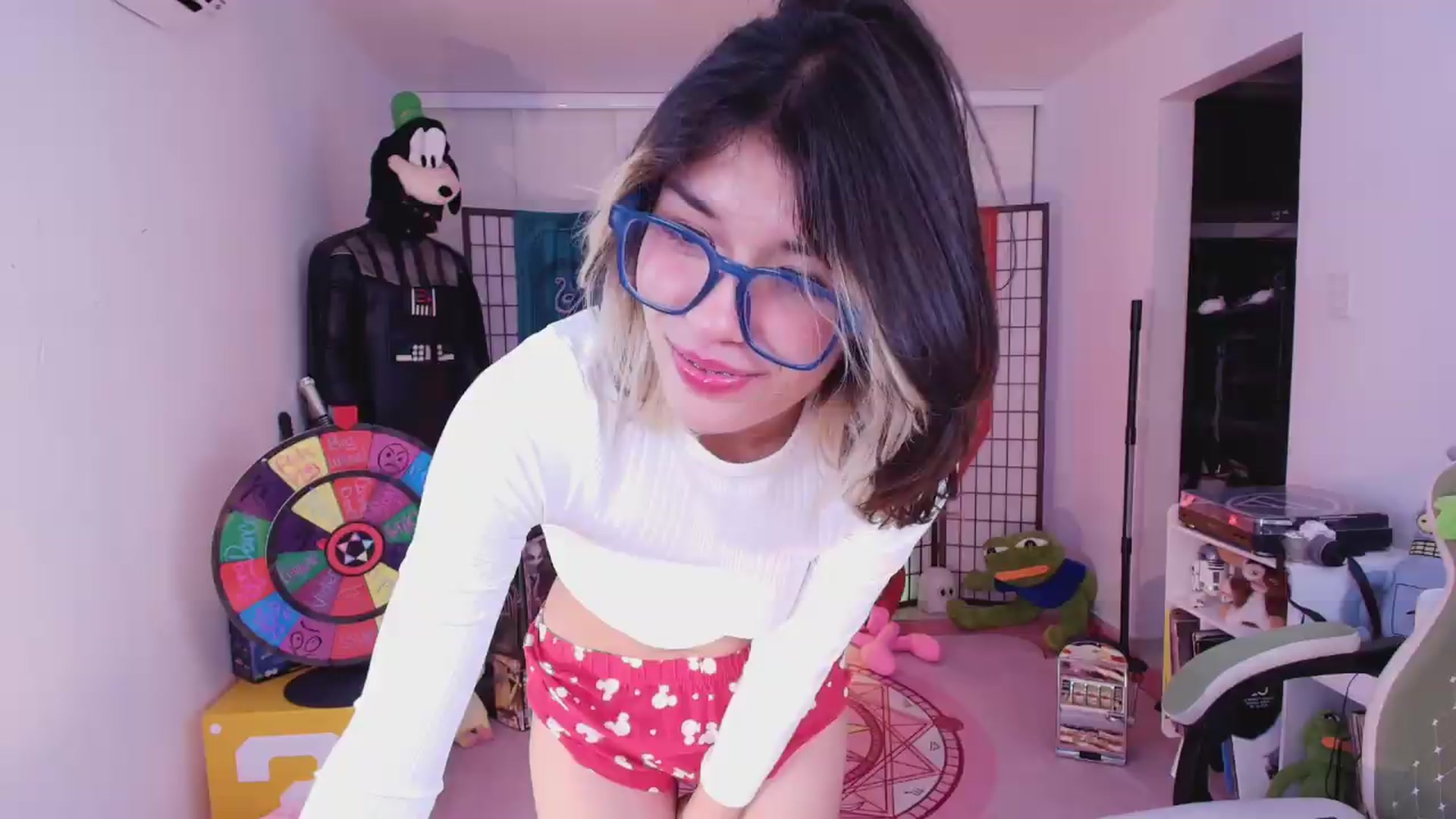 Gallery image thumbnail from Agostinha_Red's myfreecams stream on, 07/21/2026, 01:55 image 5 of 20