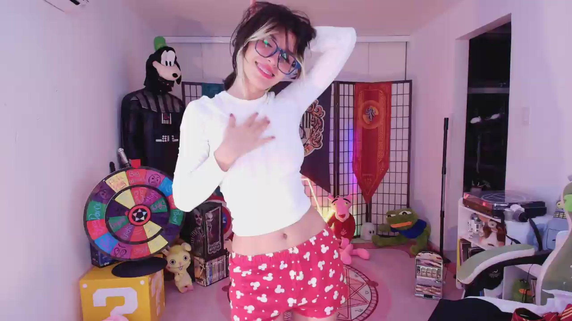 Gallery image thumbnail from Agostinha_Red's myfreecams stream on, 07/21/2026, 01:55 image 11 of 20