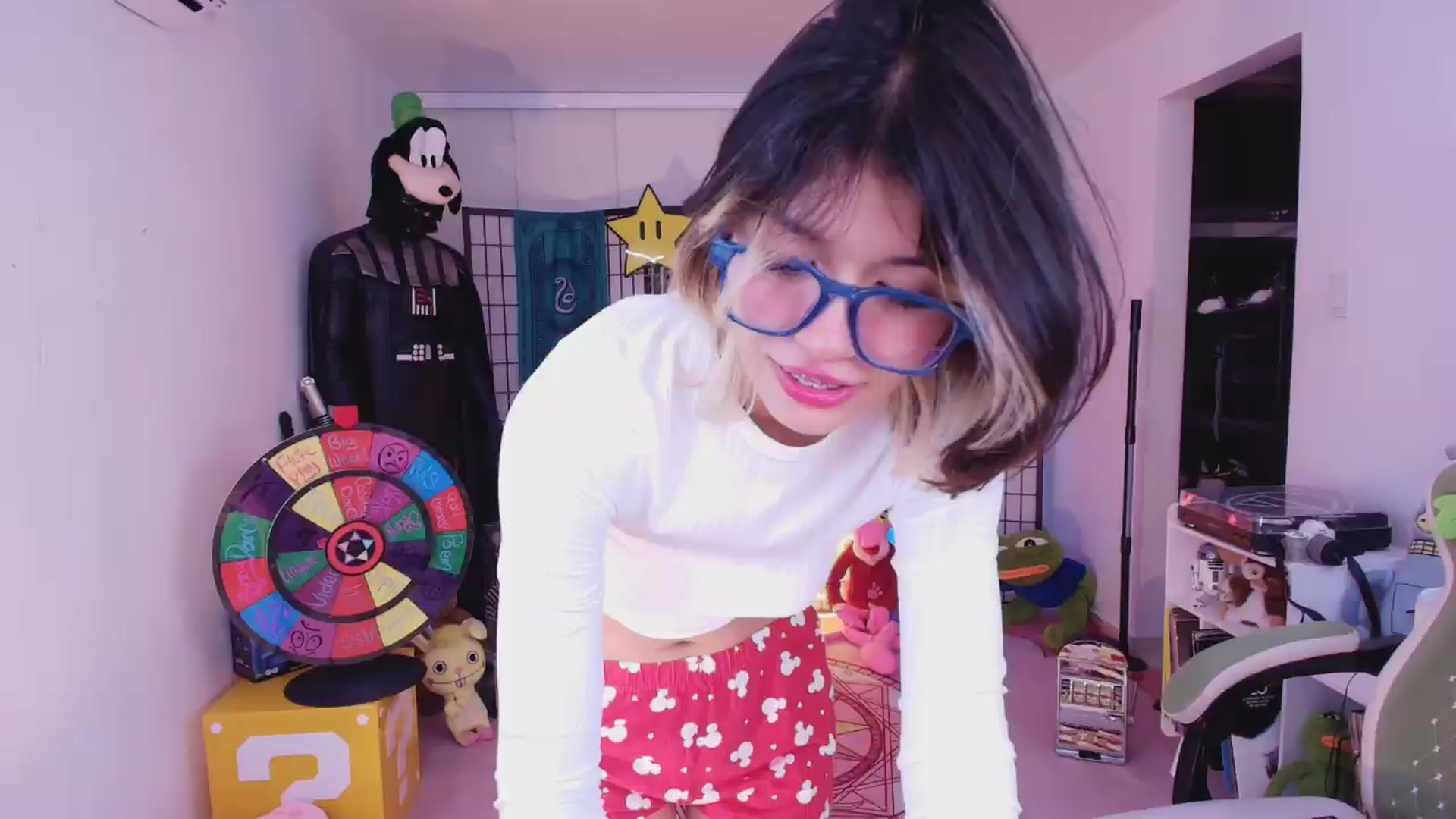 Gallery image thumbnail from Agostinha_Red's myfreecams stream on, 07/21/2026, 01:55 image 1 of 20