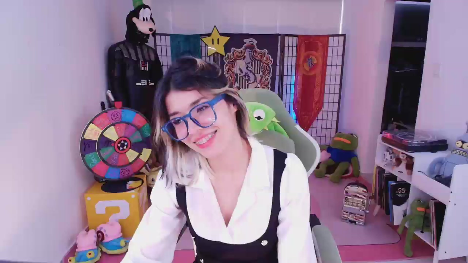 Gallery image thumbnail from Agostinha_Red's myfreecams stream on, 07/29/2026, 01:20 image 1 of 20