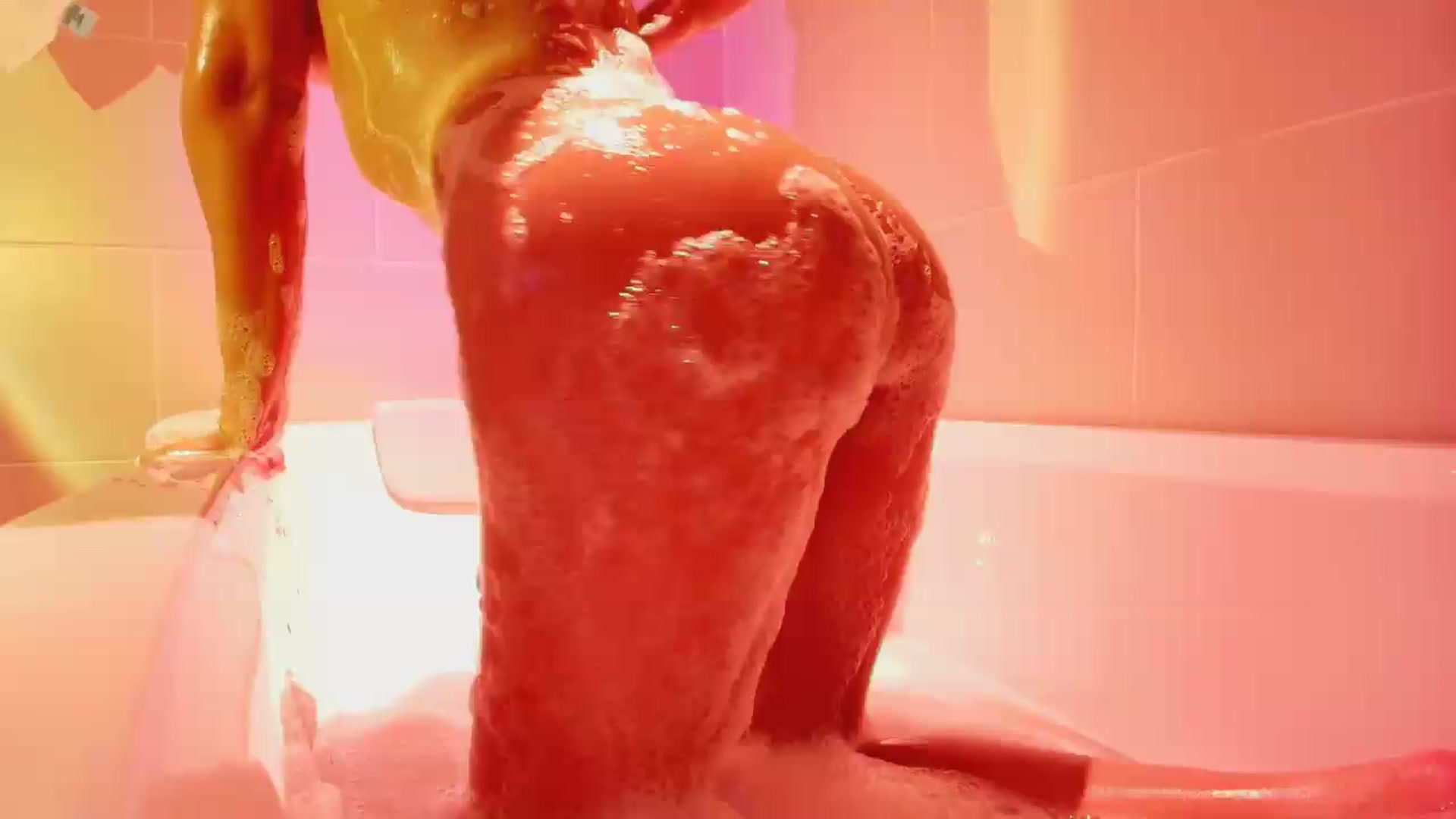 Gallery image thumbnail from Agostinha_Red's myfreecams stream on, 07/29/2026, 01:53 image 8 of 20