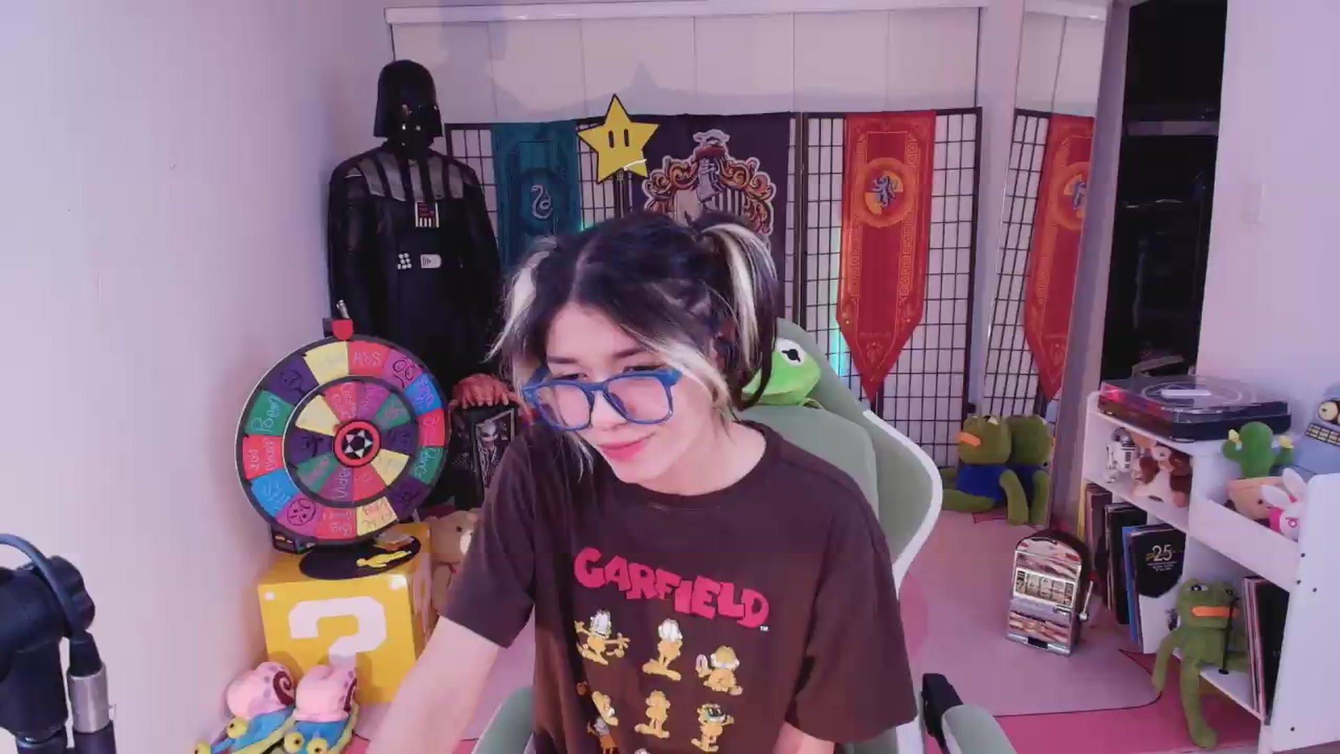 Gallery image thumbnail from Agostinha_Red's myfreecams stream on, 08/13/2026, 01:13 image 6 of 20