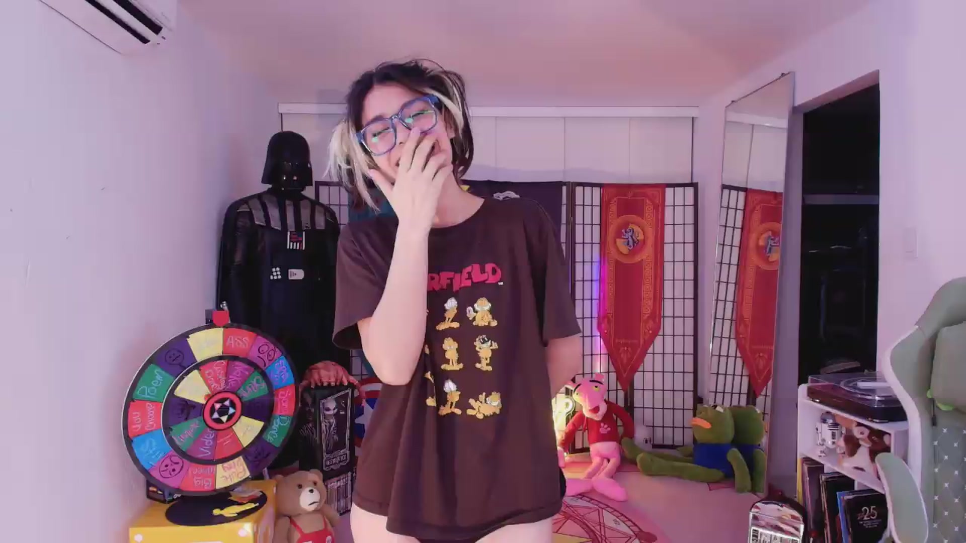 Gallery image thumbnail from Agostinha_Red's myfreecams stream on, 08/13/2026, 01:13 image 20 of 20