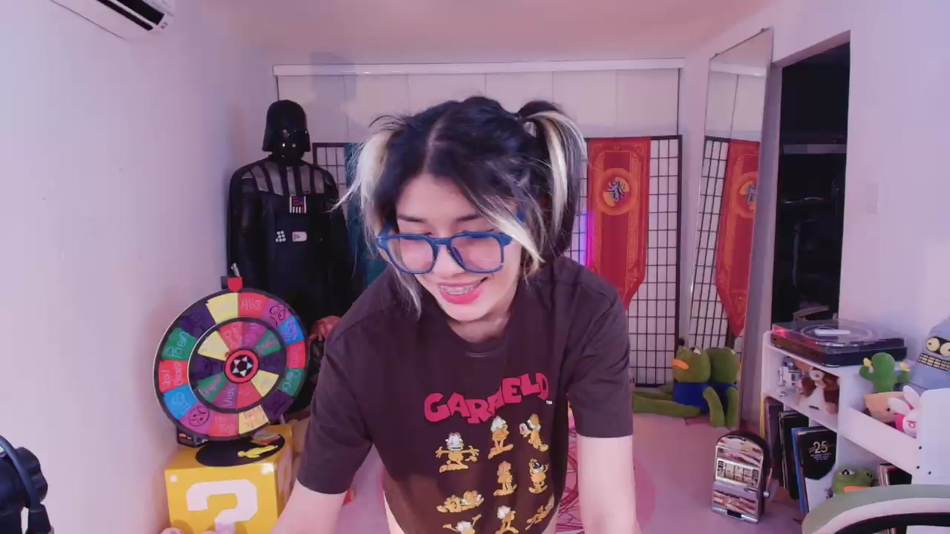 Gallery image thumbnail from Agostinha_Red's myfreecams stream on, 08/13/2026, 01:13 image 2 of 20