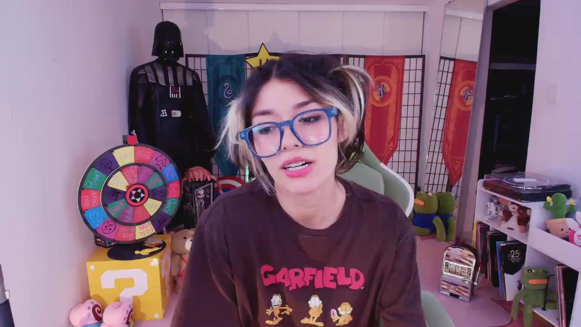 Gallery image thumbnail from Agostinha_Red's myfreecams stream on, 08/13/2026, 01:13 image 19 of 20