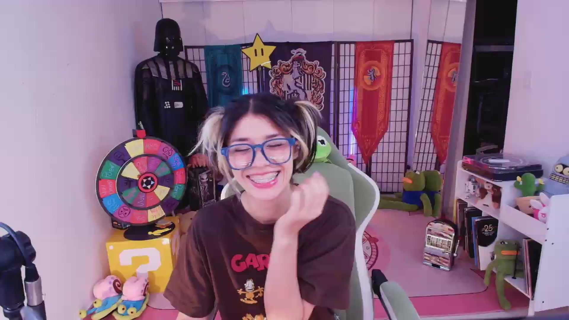 Gallery image thumbnail from Agostinha_Red's myfreecams stream on, 08/13/2026, 01:13 image 3 of 20