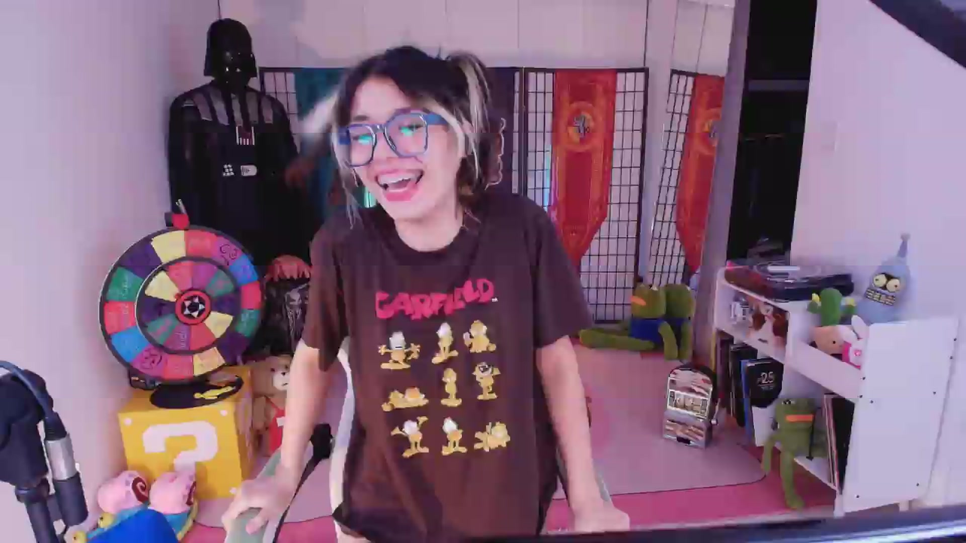 Gallery image thumbnail from Agostinha_Red's myfreecams stream on, 08/13/2026, 02:30 image 1 of 20