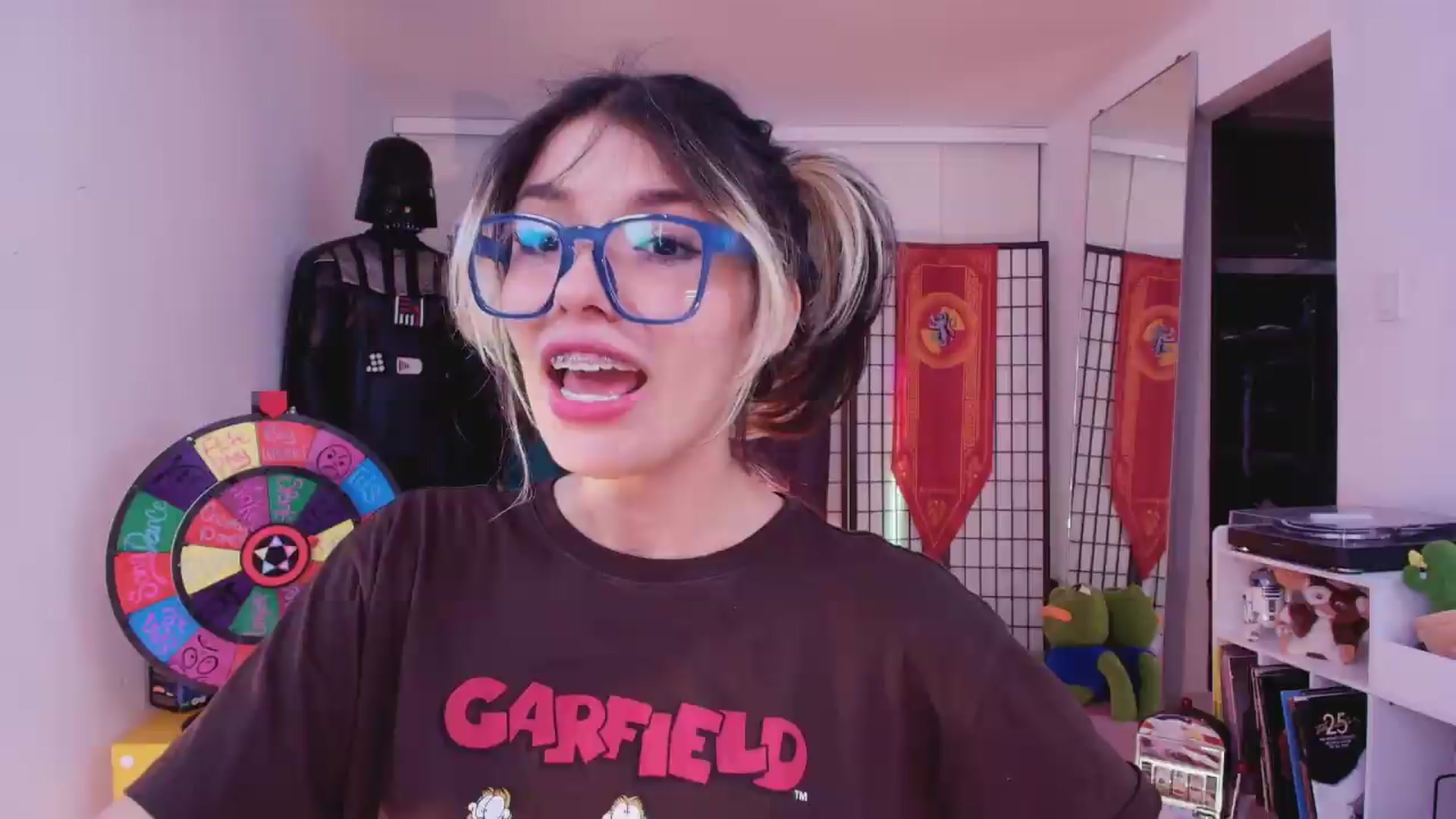 Gallery image thumbnail from Agostinha_Red's myfreecams stream on, 08/13/2026, 02:30 image 10 of 20