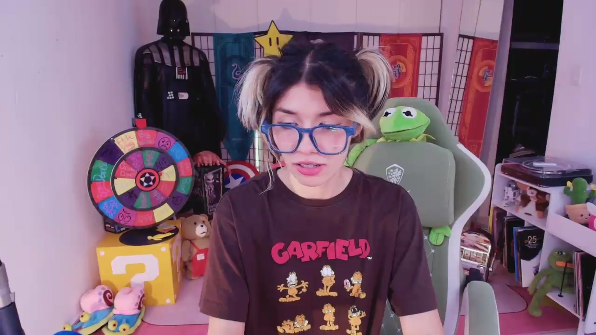 Gallery image thumbnail from Agostinha_Red's myfreecams stream on, 08/13/2026, 02:30 image 20 of 20