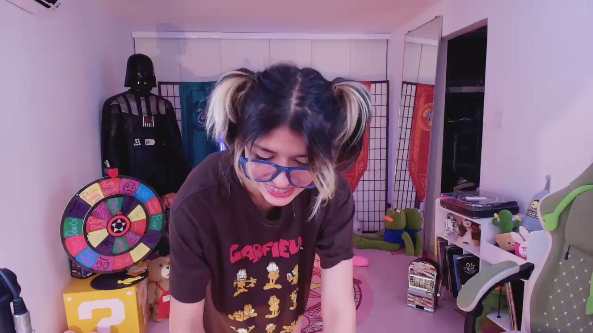 Gallery image thumbnail from Agostinha_Red's myfreecams stream on, 08/13/2026, 03:43 image 7 of 20