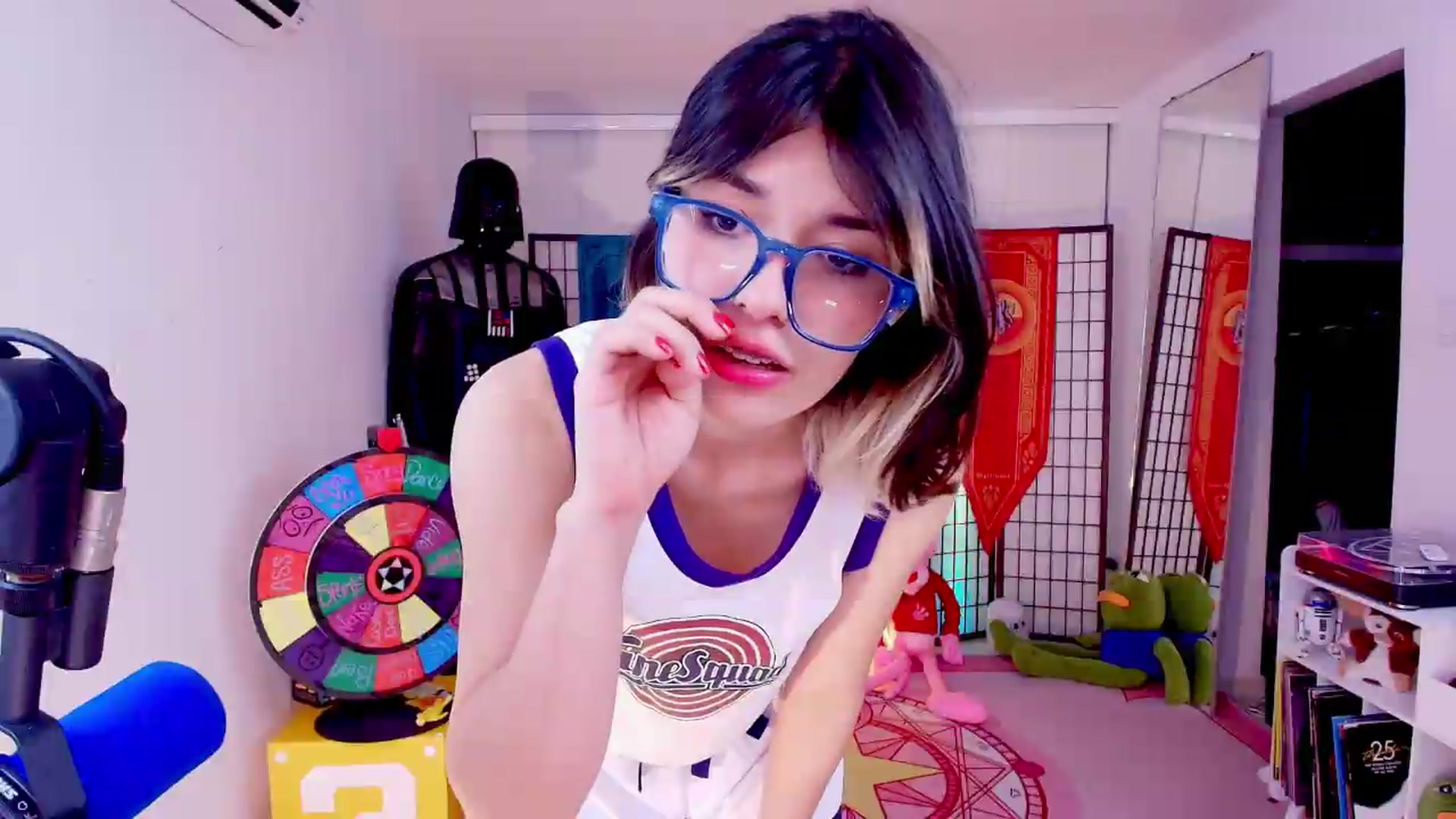 Gallery image thumbnail from Agostinha_Red's myfreecams stream on, 08/17/2026, 01:31 image 10 of 20