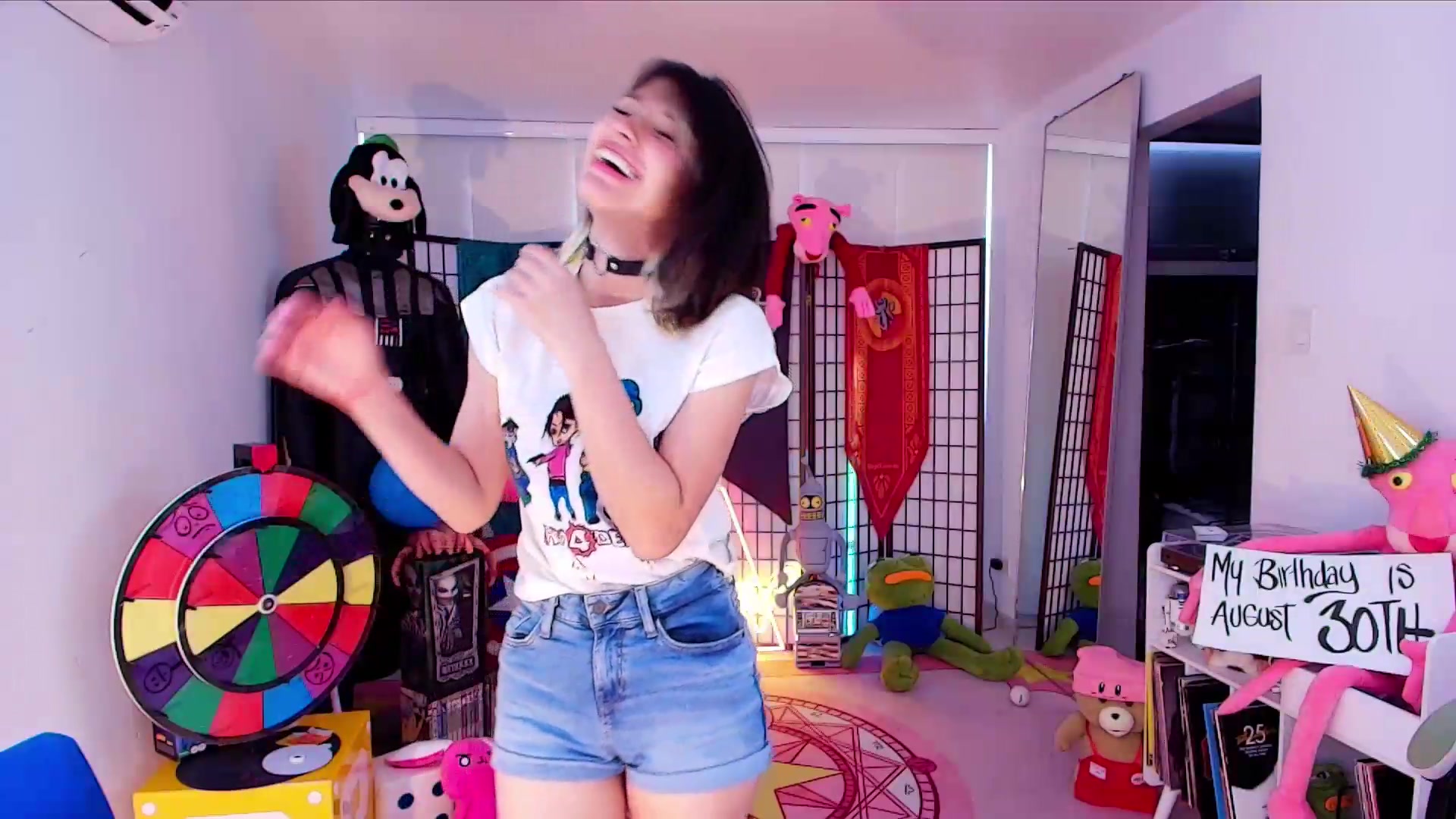 Gallery image thumbnail from Agostinha_Red's myfreecams stream on, 08/25/2026, 19:11 image 12 of 20